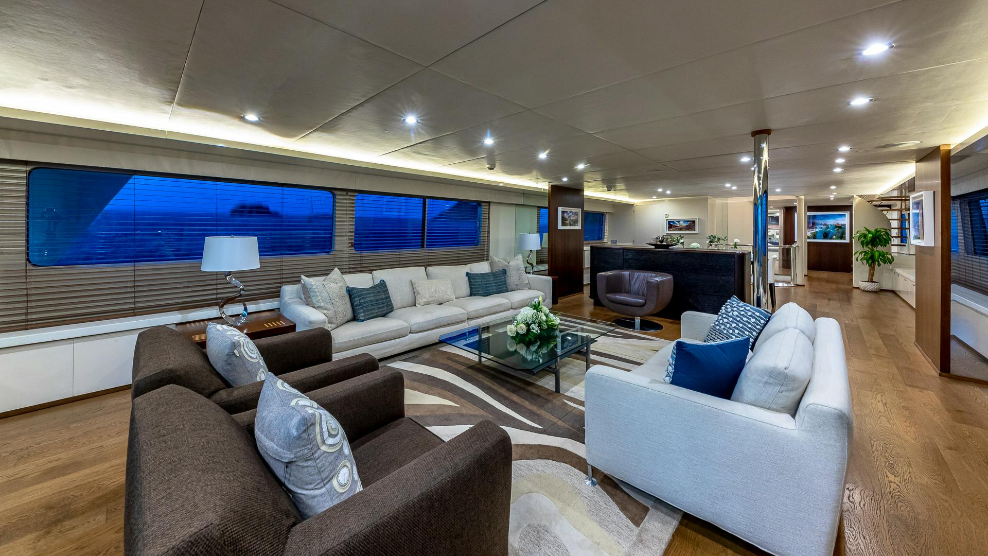 Features for LIONSHARE Private Luxury Yacht For charter