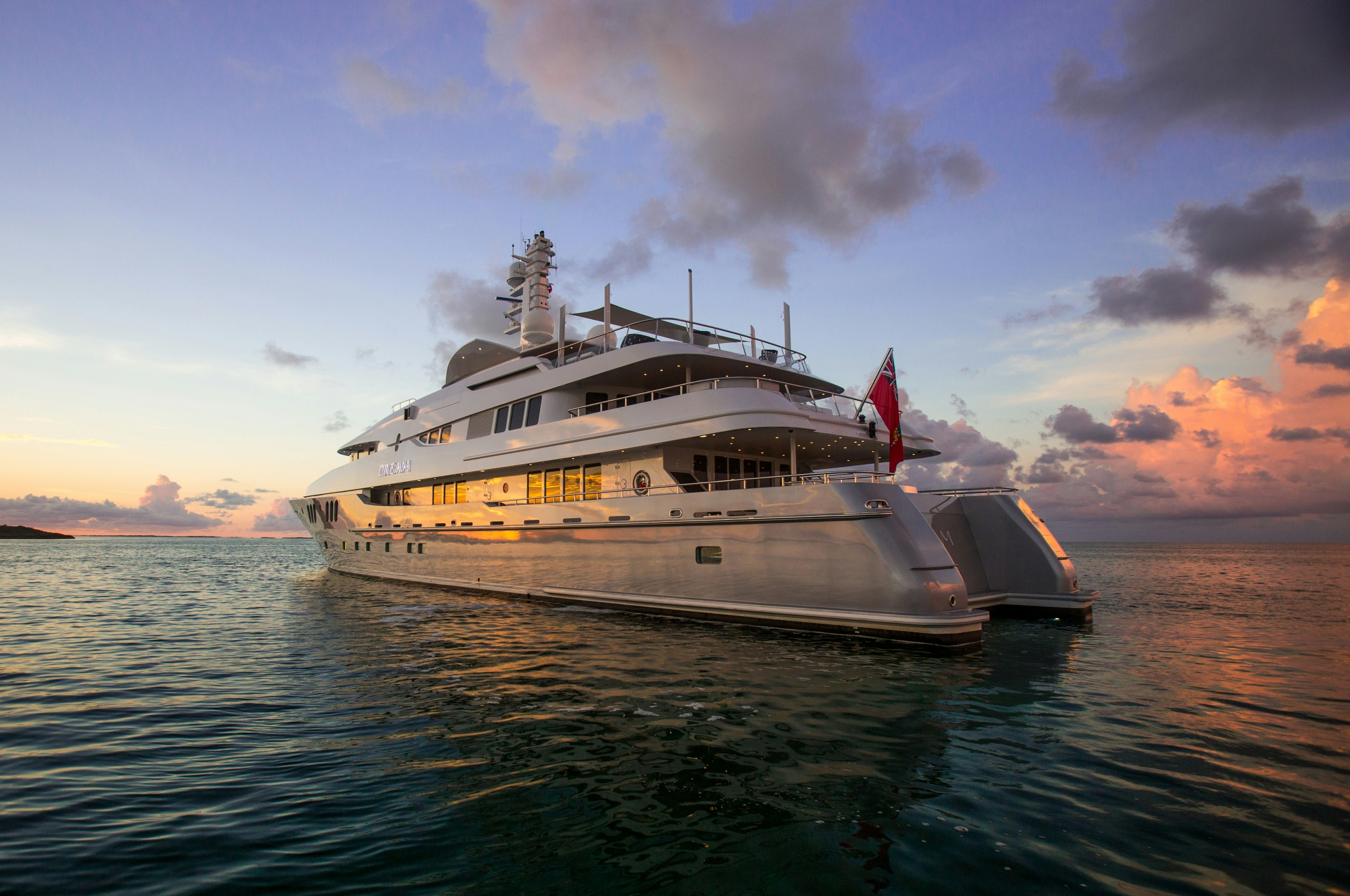 Seasonal Rates for DREAM Private Luxury Yacht For Charter
