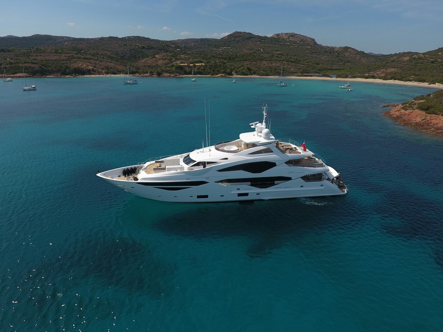 Seasonal Rates for E-MOTION Private Luxury Yacht For Charter