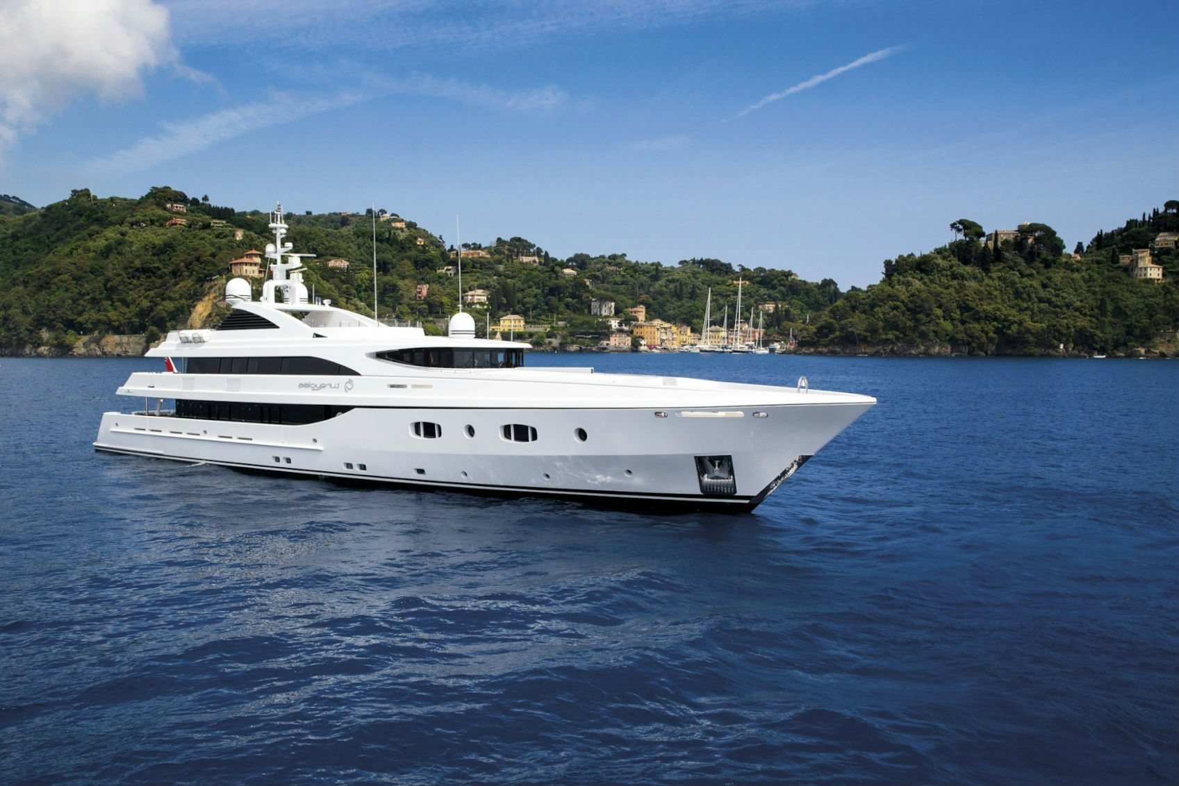 Watch Video for HOLDIN' MY OWN Yacht for Charter