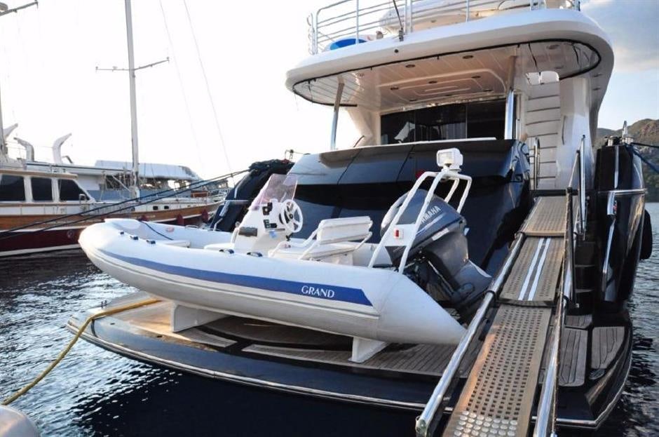 None aboard IFLY Yacht for Sale