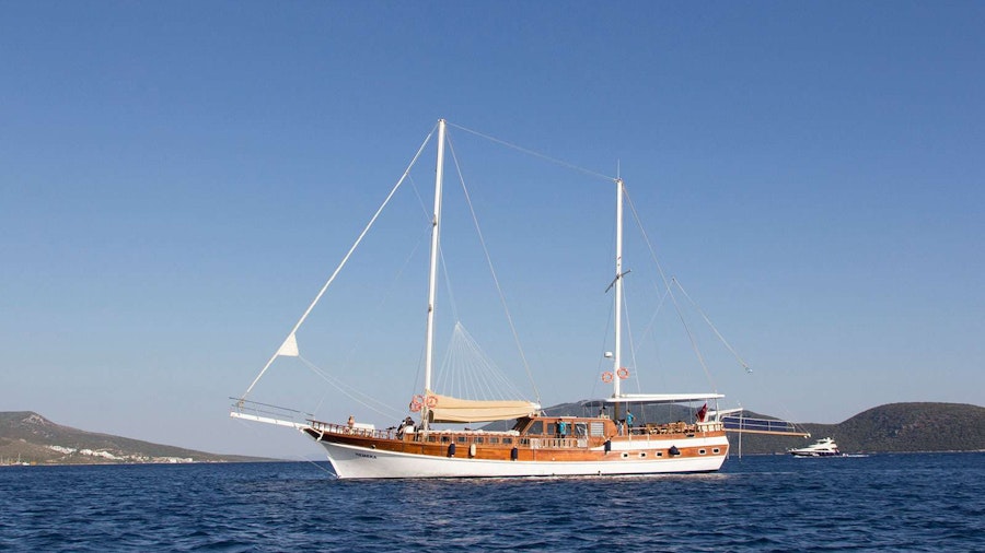 Hemera Yacht