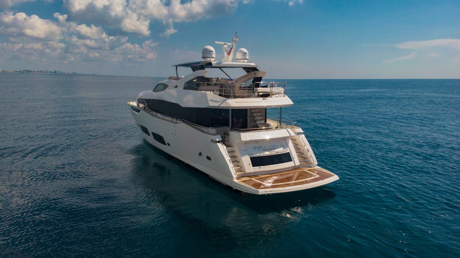 Pv 95 Yacht For Sale 95 Sunseeker 2020