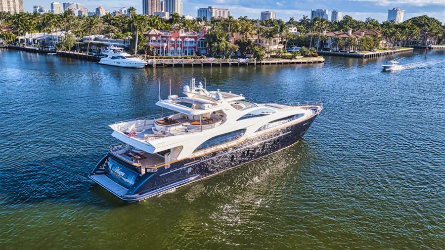 VIVERE Yacht for Sale 116 AZIMUT 2007 VIVERE Yacht for Sale 116 AZIMUT 2007