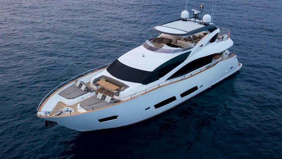 Brava Yacht For Sale 92 Sunseeker 2013