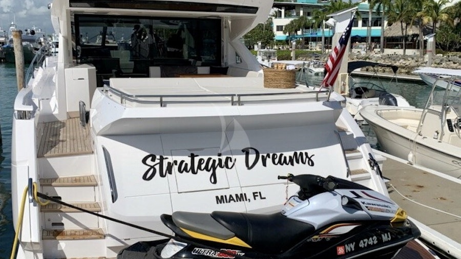 Strategic Dreams Yacht