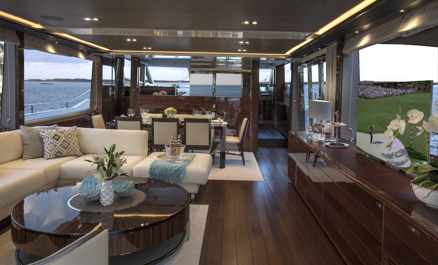 Tendar & Toys for HOT PURSUIT Private Luxury Yacht For charter
