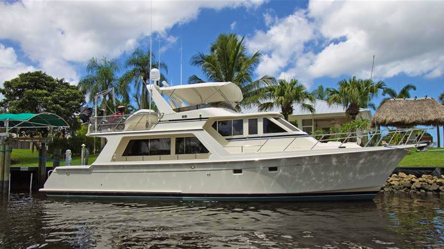 CHAPTER THREE Yacht for Sale 54 OFFSHORE YACHTS 1999