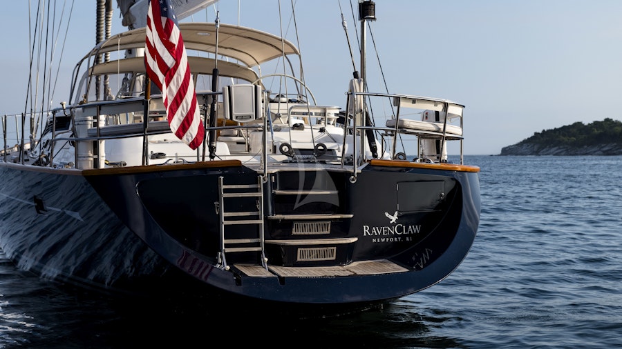 Raven Claw Yacht
