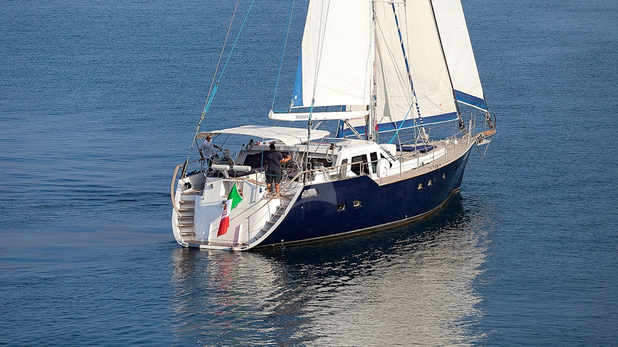 MYOSOTIS Yacht