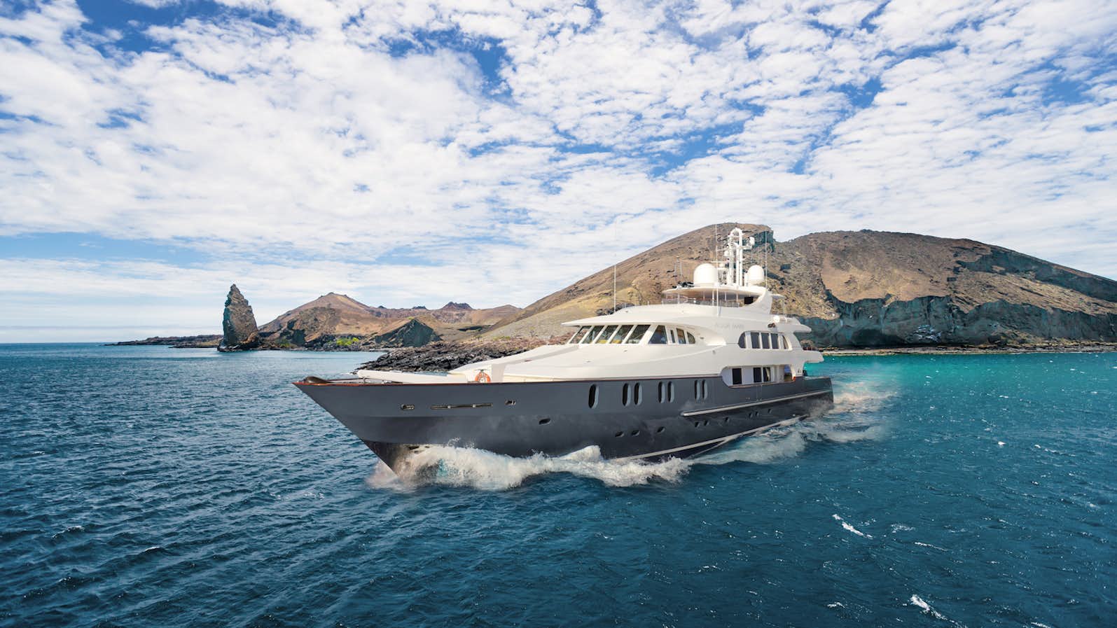 Watch Video for AQUA MARE Yacht for Charter