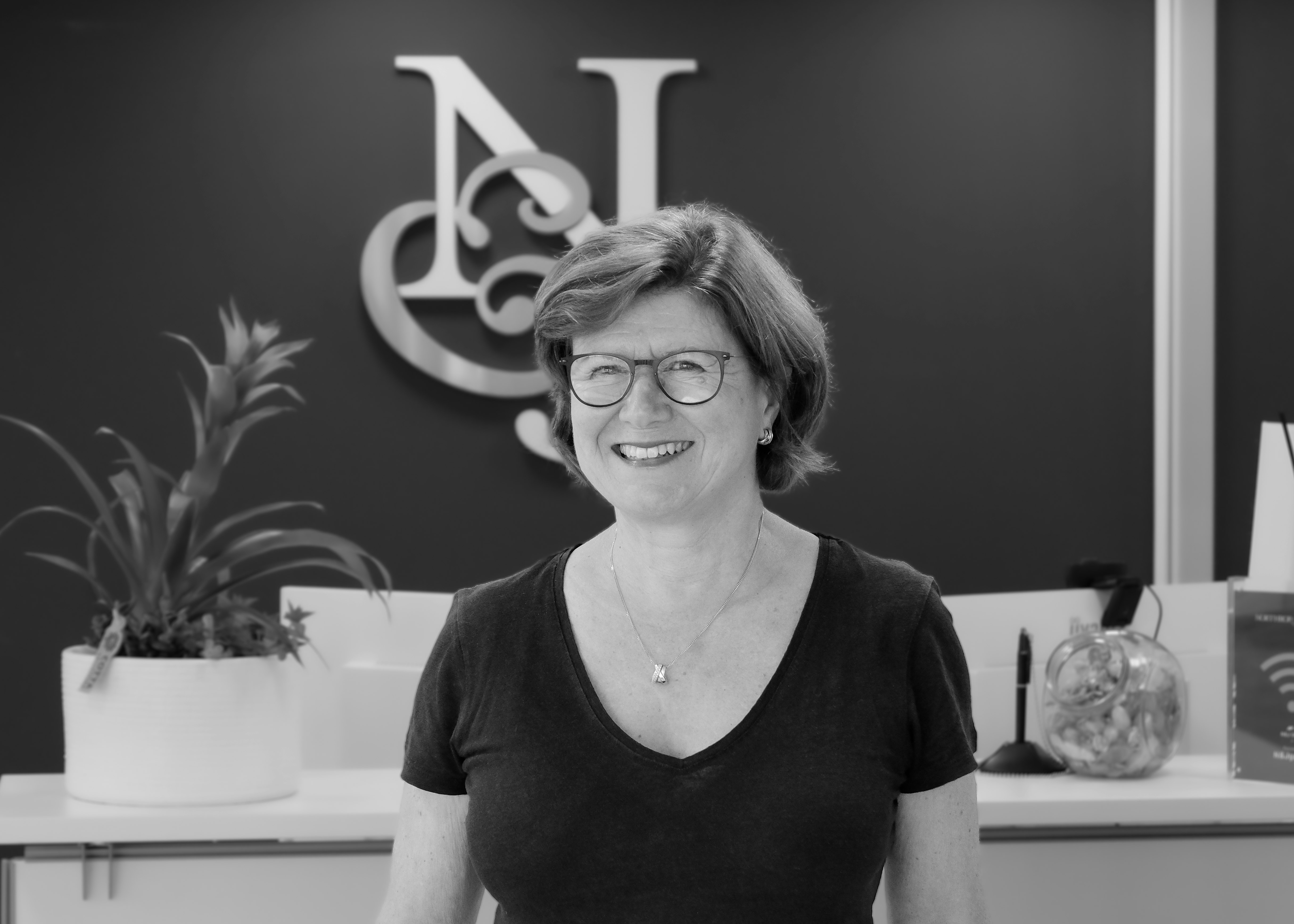 Fiona Maureso, Charter Brokers - Antibes N&J