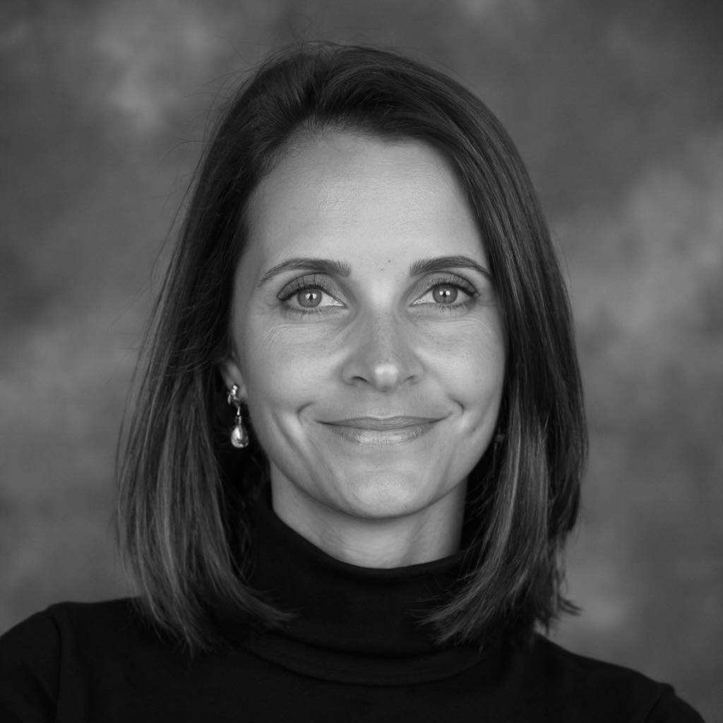 Lizani McKenzie, Charter Brokers - Fort Lauderdale N&J