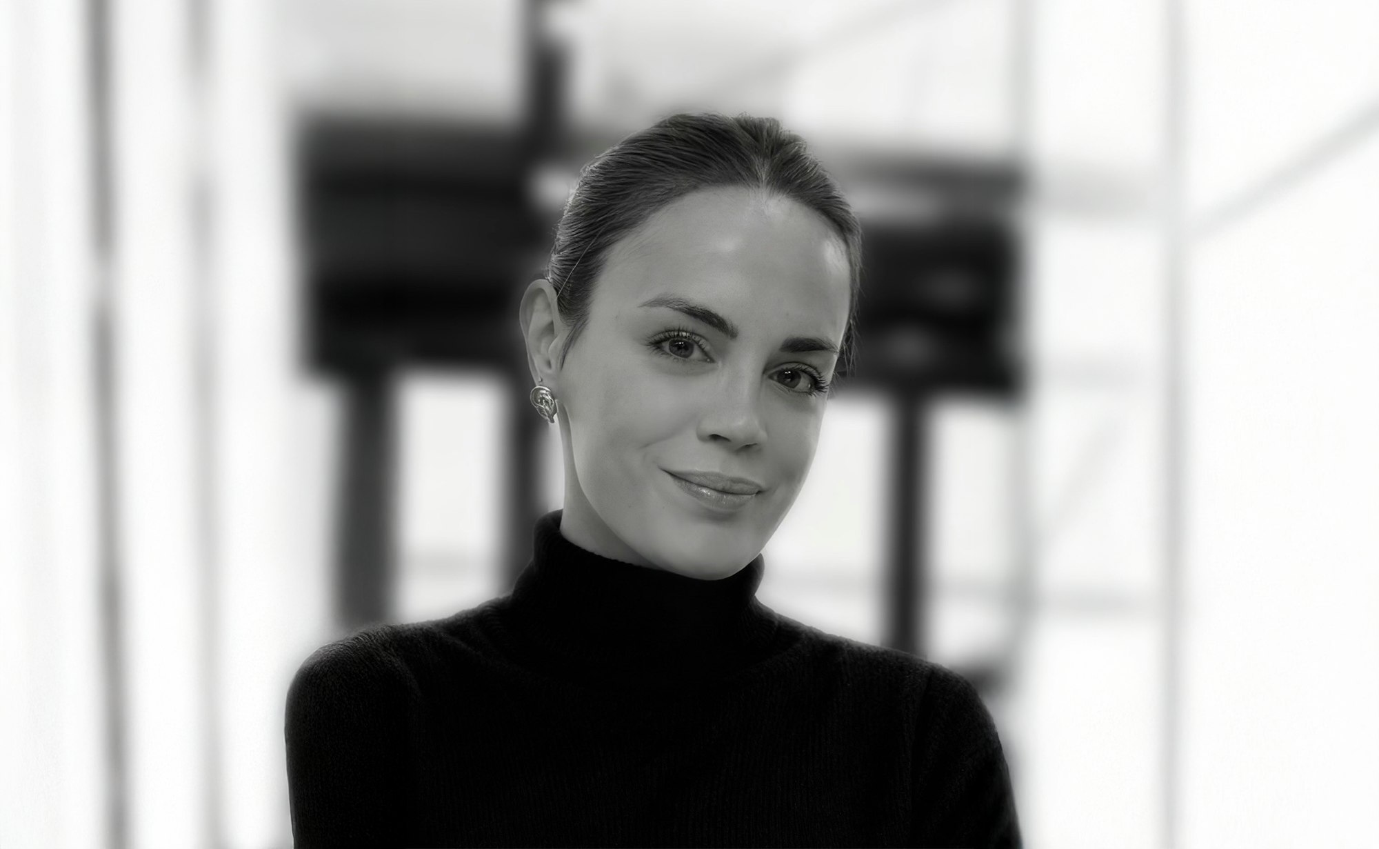 Lucie Moore, Superyacht Support - Antibes N&J