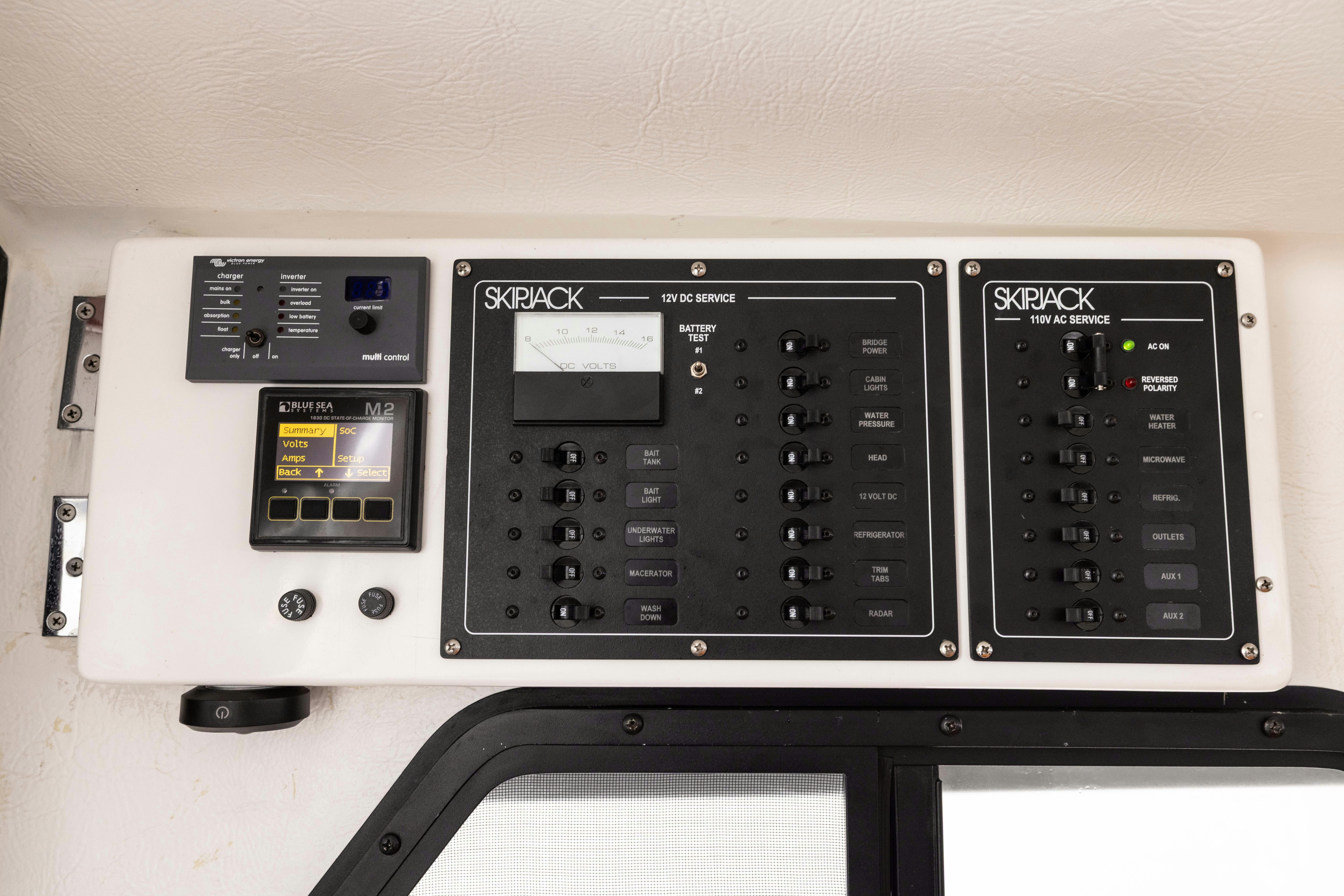 a close-up of a radio aboard 5TH KID Yacht for Sale