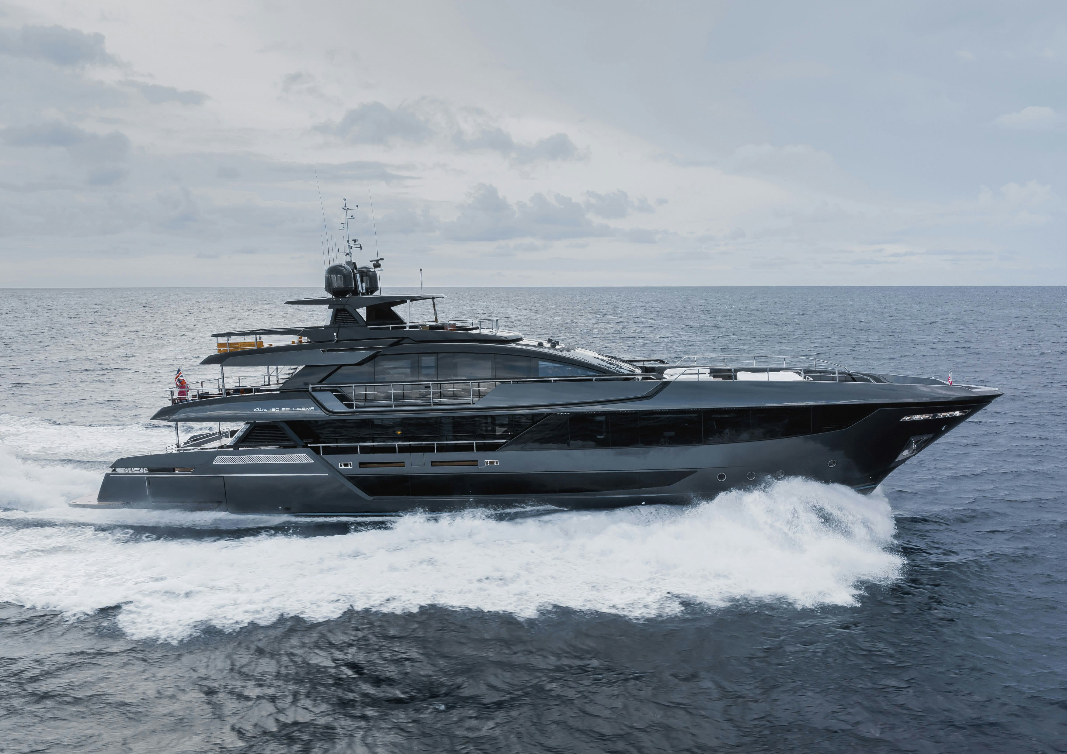 yachtan様　　専用　　(5／１０まで) LADY FIRST Yacht for Charter | 131' 3