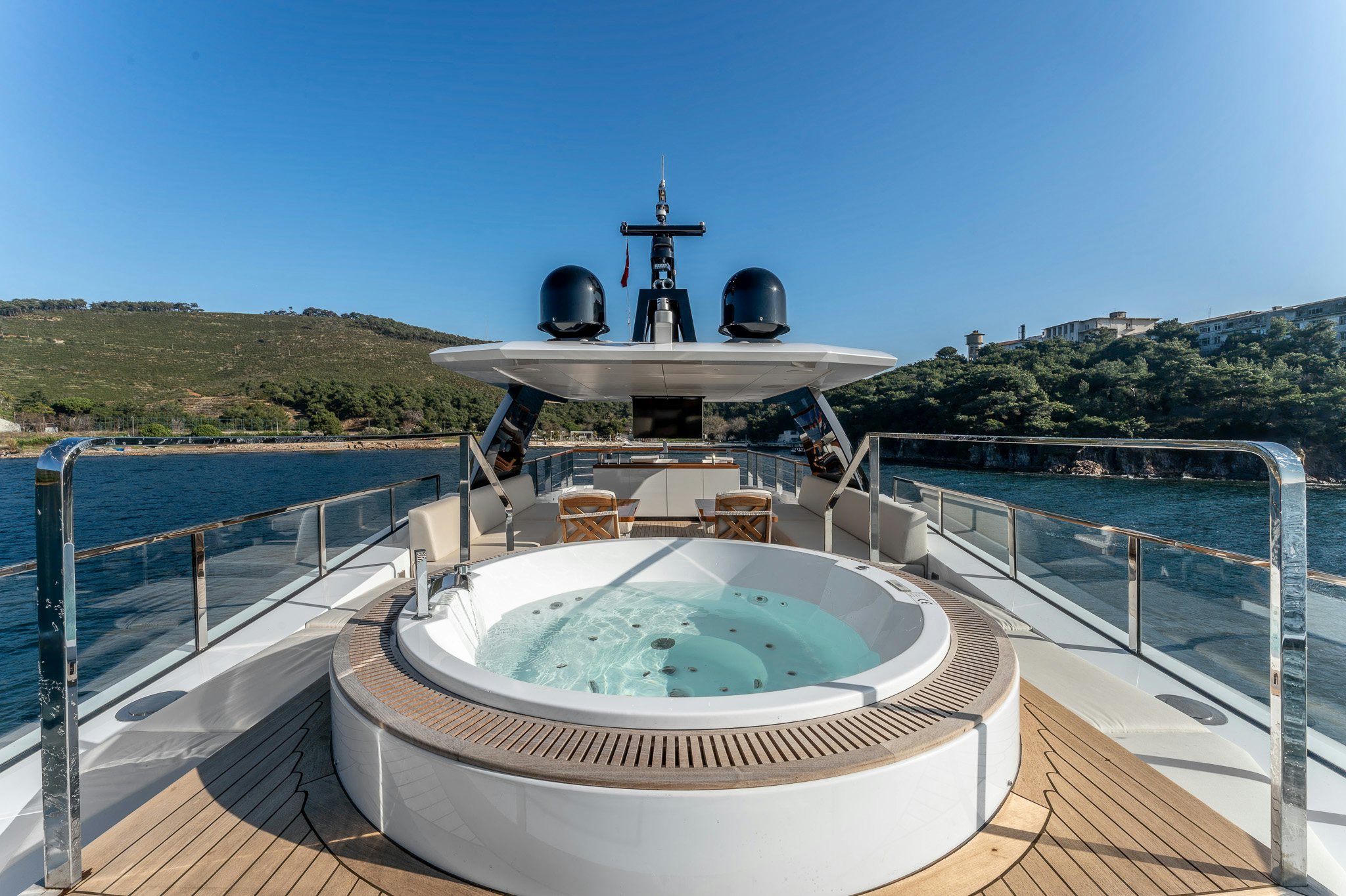 a large pool with a large round pool in it aboard MERELEY I Yacht for Sale