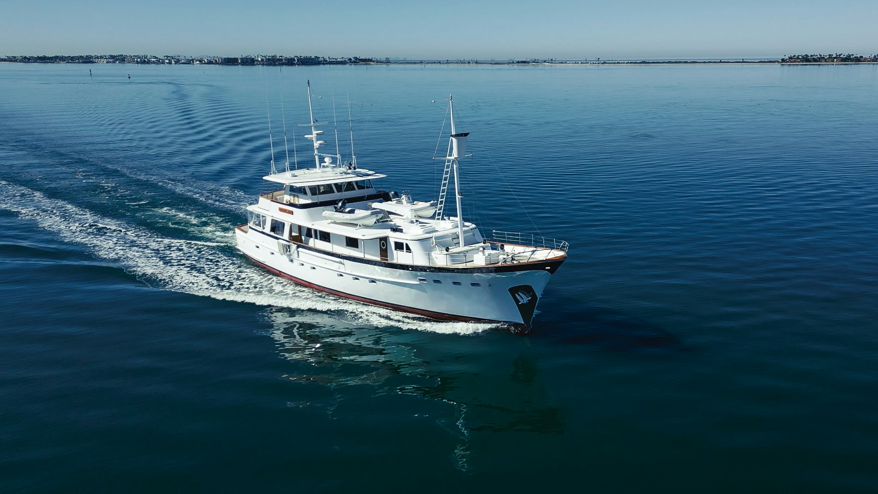 AUSTIN PARKER - 72 FLY Yacht for Sale in Italy | 68' 1