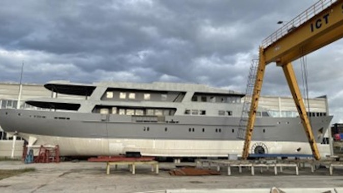 54M SUPERYACHT HULL Yacht