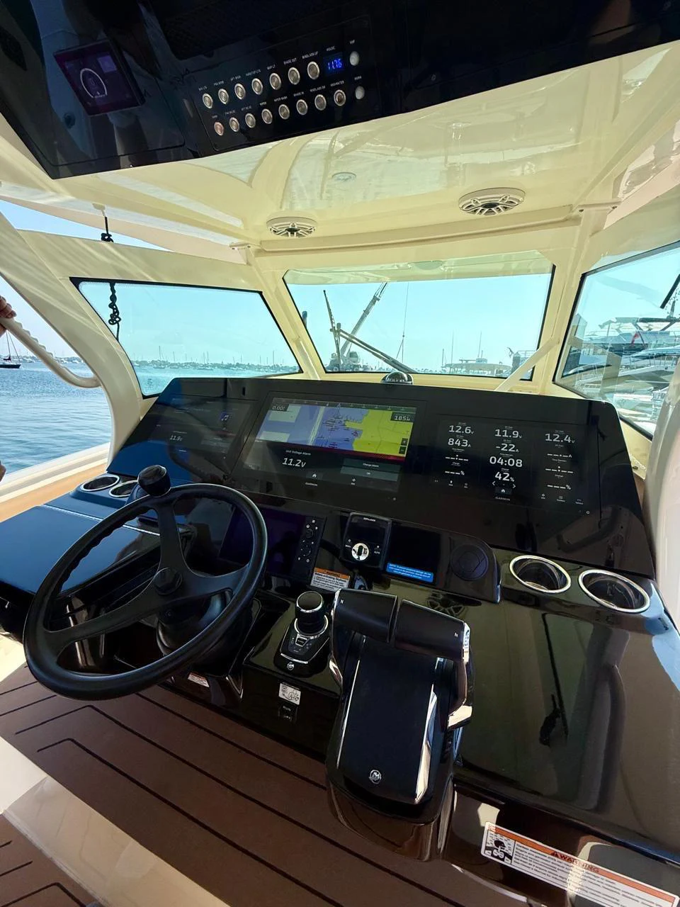 the cockpit of a plane aboard SCOUT 400LXF Yacht for Sale