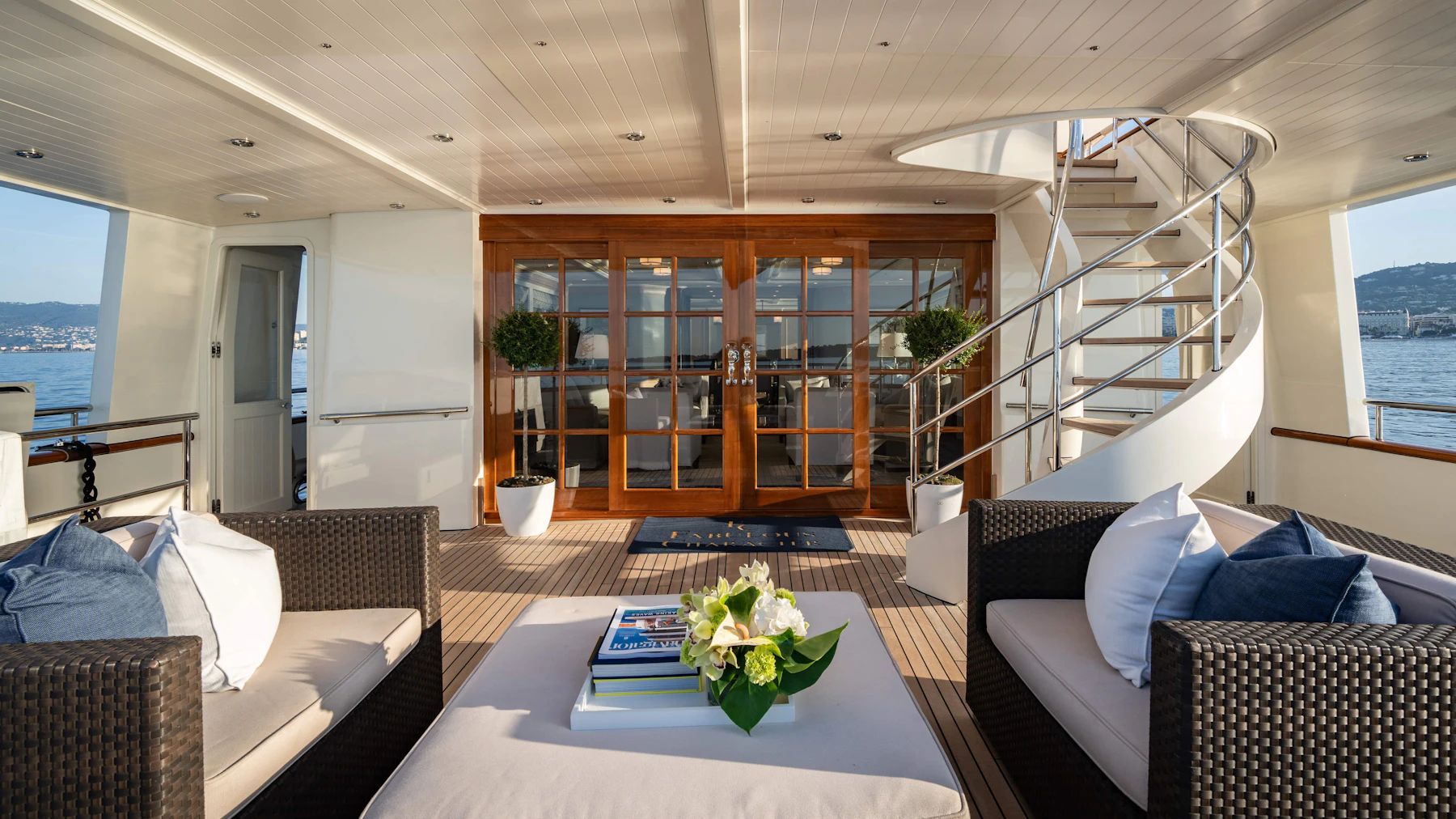 FABULOUS CHARACTER yacht charter 4