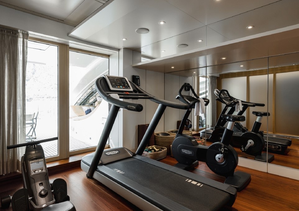 a gym with exercise equipment aboard VENTUM MARIS Yacht for Sale
