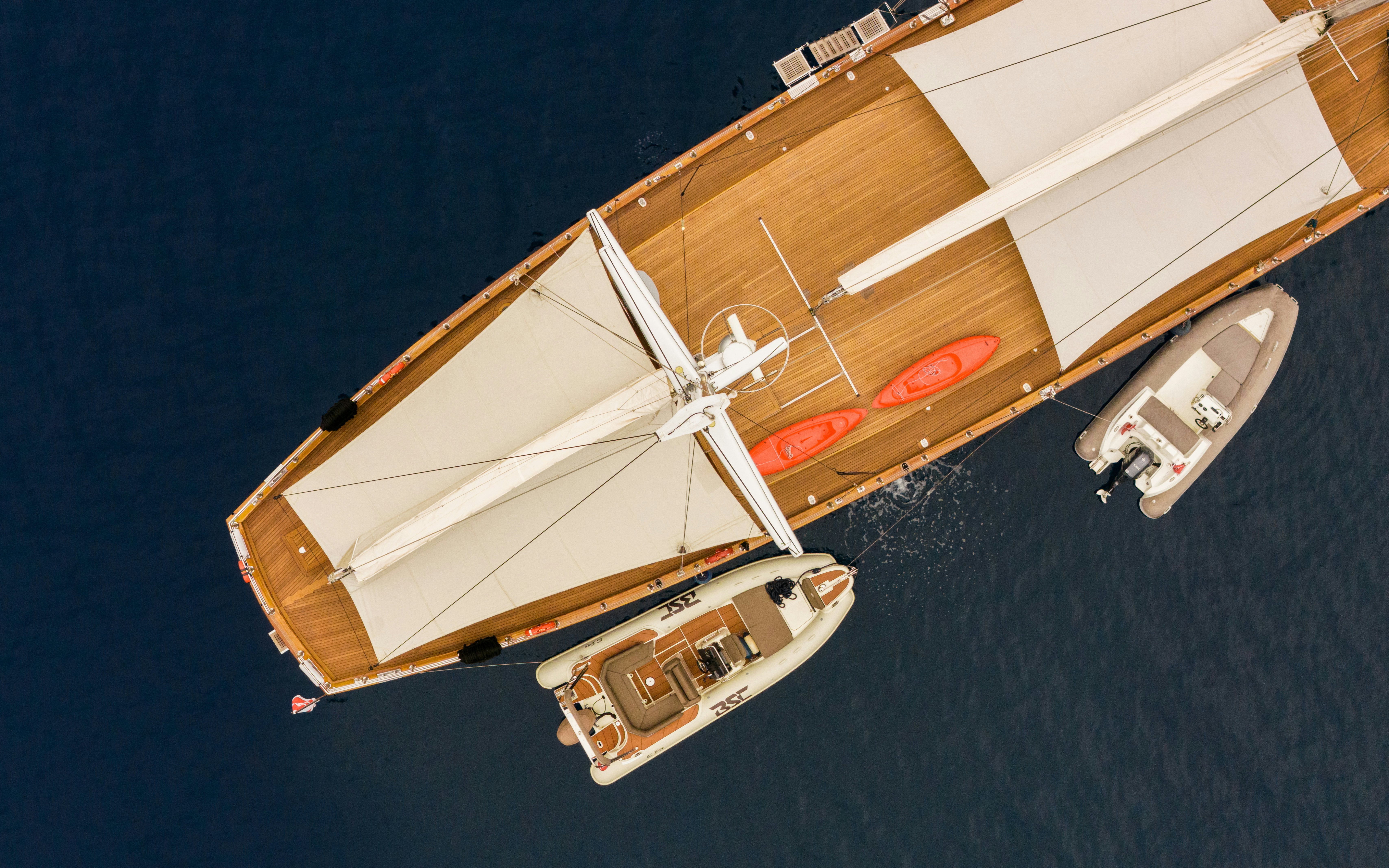 a satellite in the ocean aboard LE PIETRE Yacht for Sale