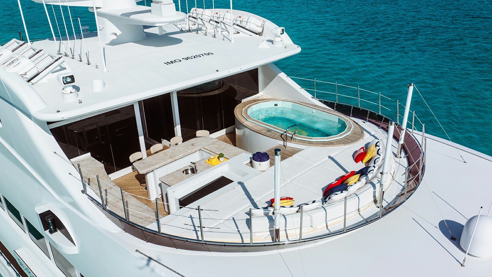diagram aboard IRON BLONDE Yacht for Charter