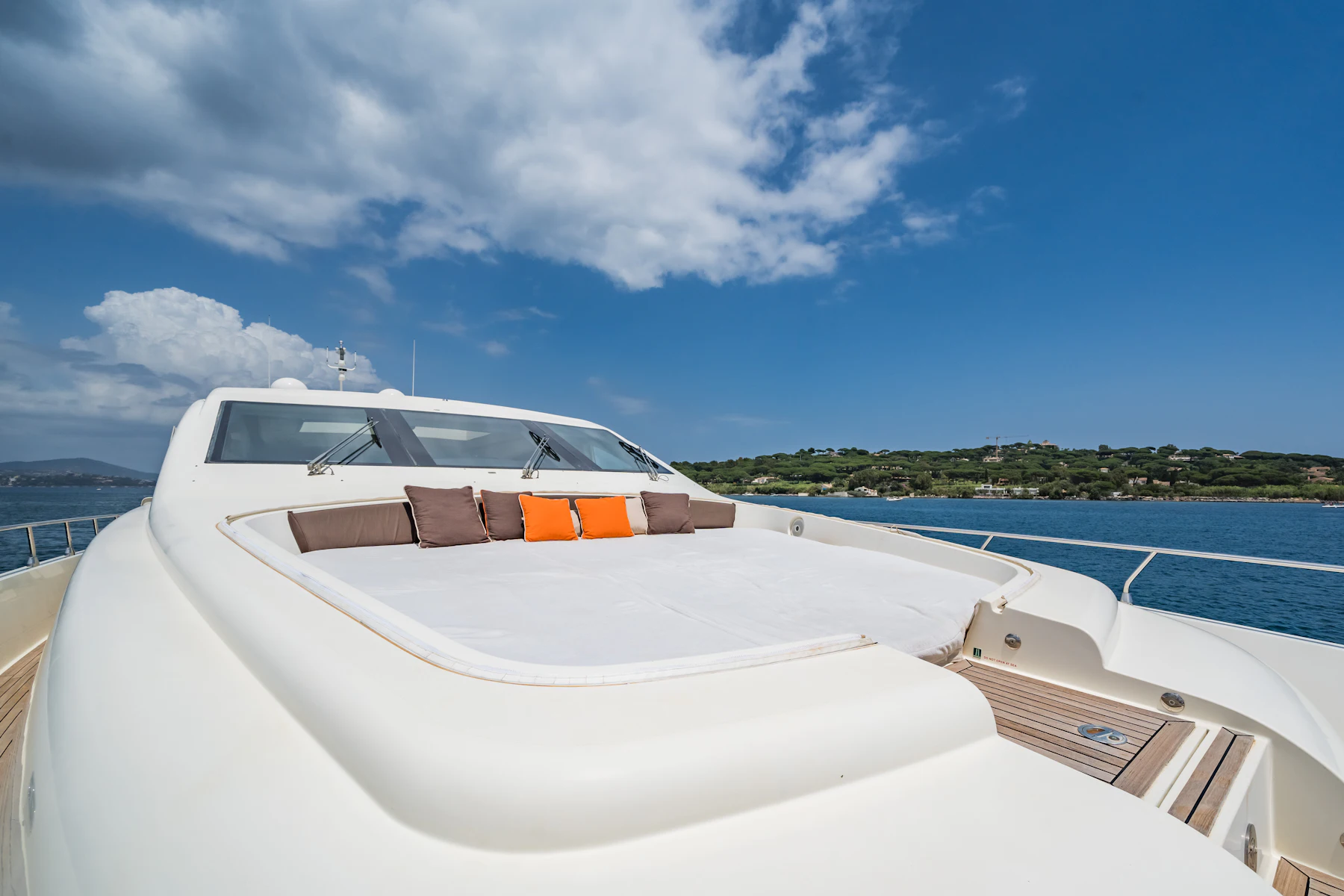 ECLAT yacht charter 2