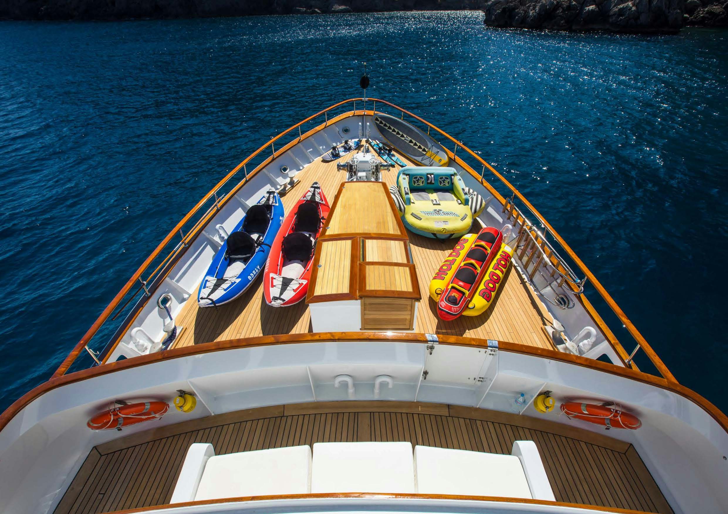a boat with passengers on it aboard HEAVENLY DAZE Yacht for Charter
