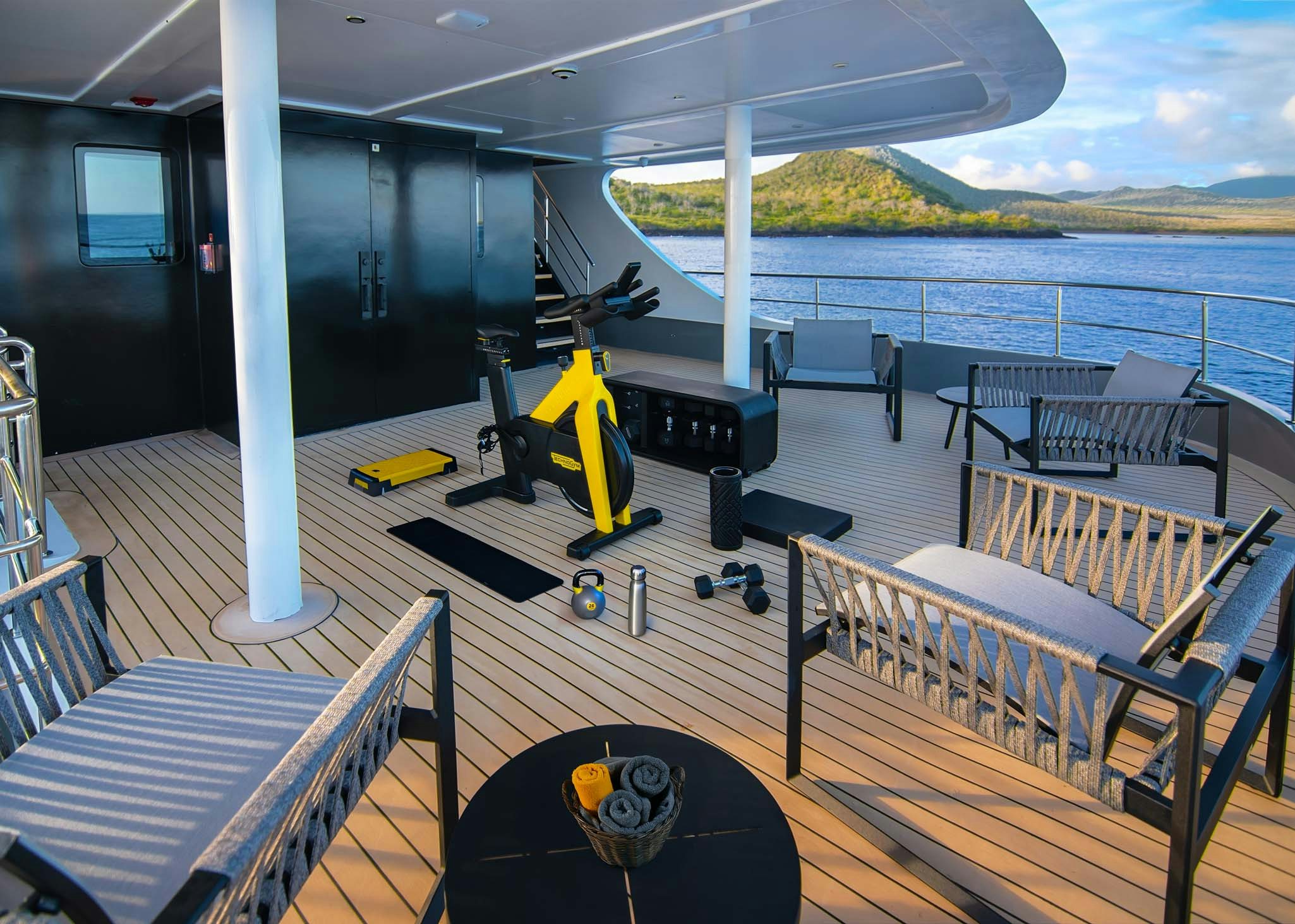 diagram, engineering drawing aboard TRIBUTE - FREDDY'S LEGACY Yacht for Charter