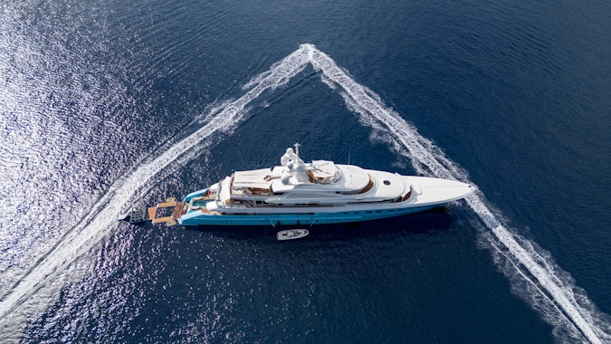 AXIOMA Yacht