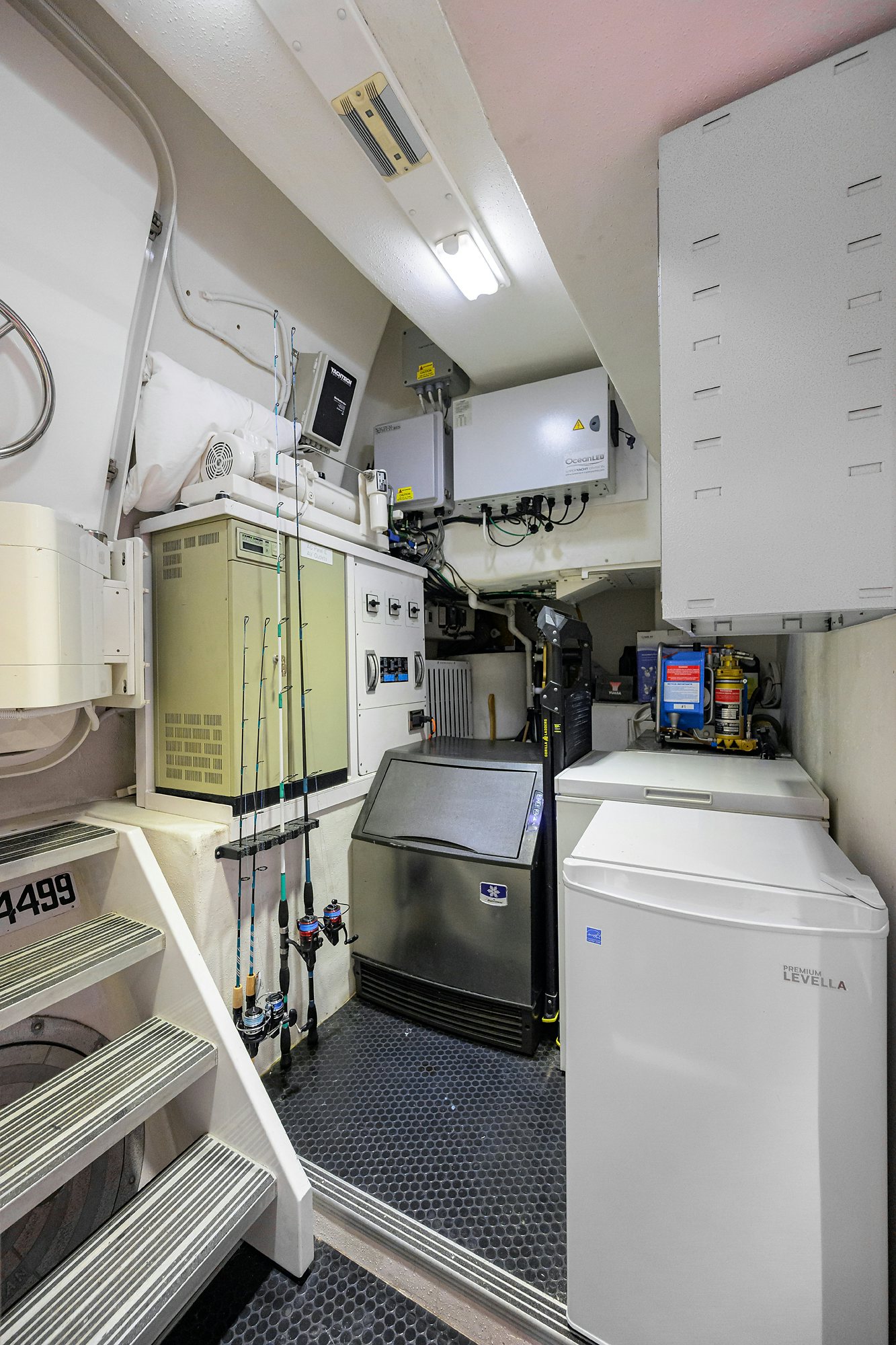 a room with machines aboard REMY ROO Yacht for Sale