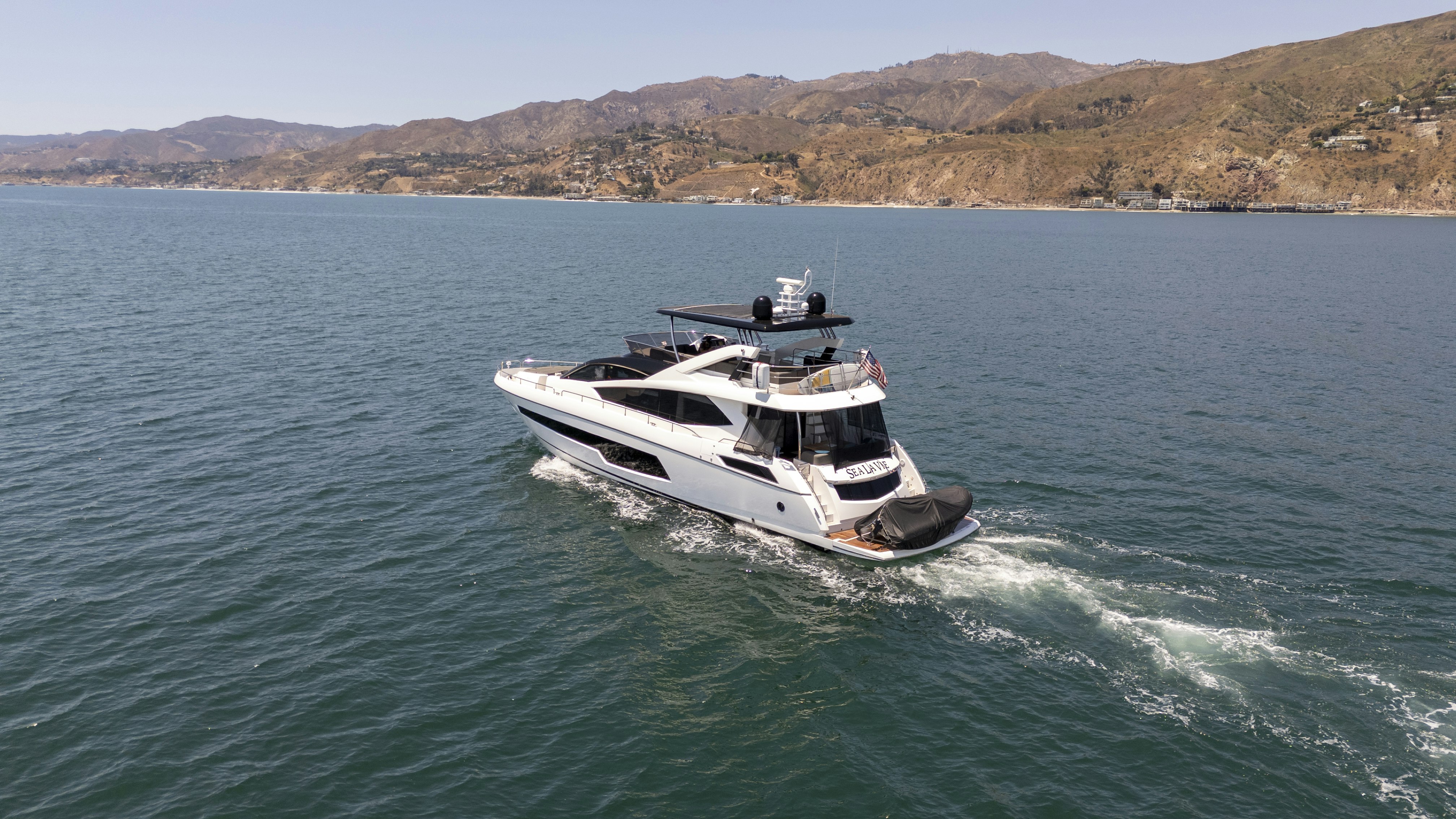 SEA LA VIE Yacht for Sale | 75' (22.86m) 2016 Sunseeker | N&J