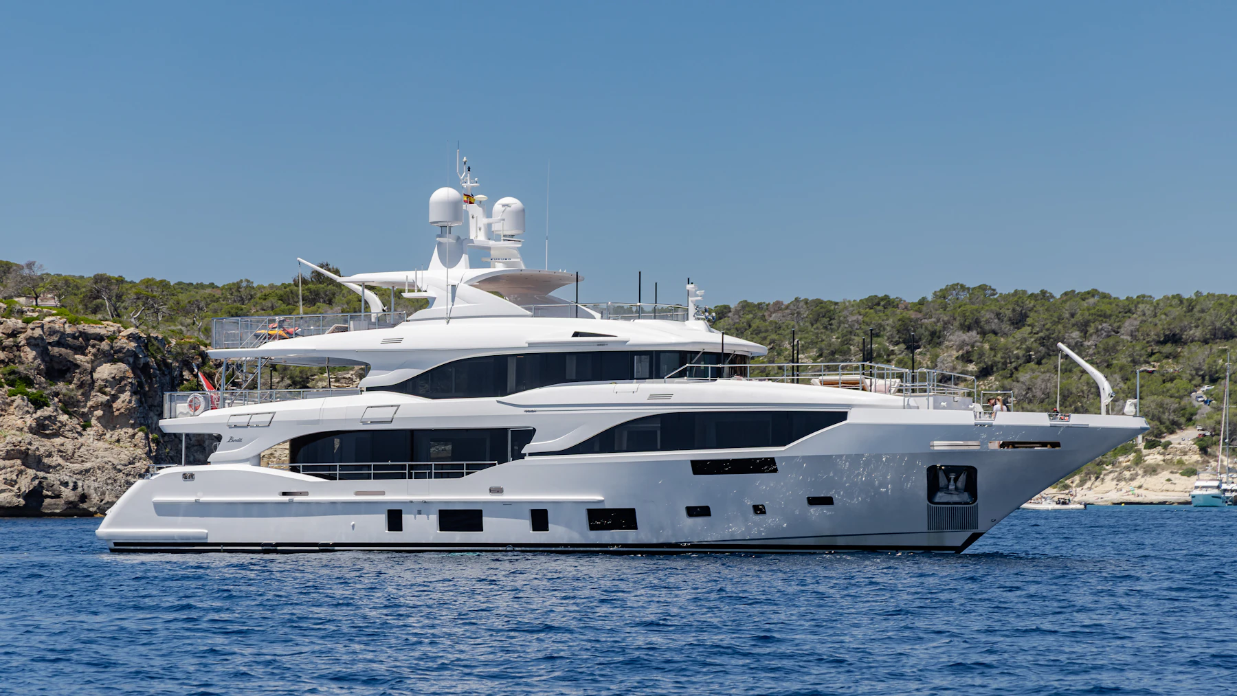 TRAMONTO yacht charter 3