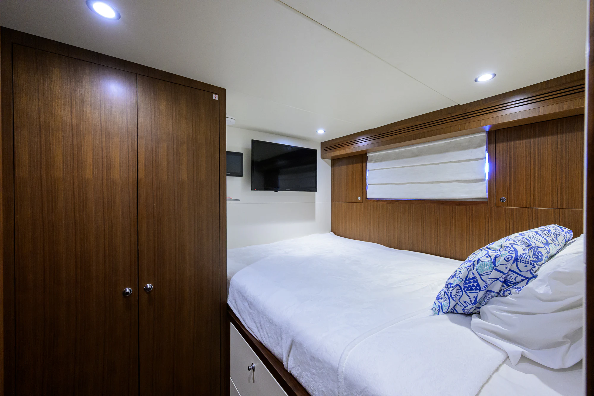 a bed in a room aboard CHINDON Yacht for Sale
