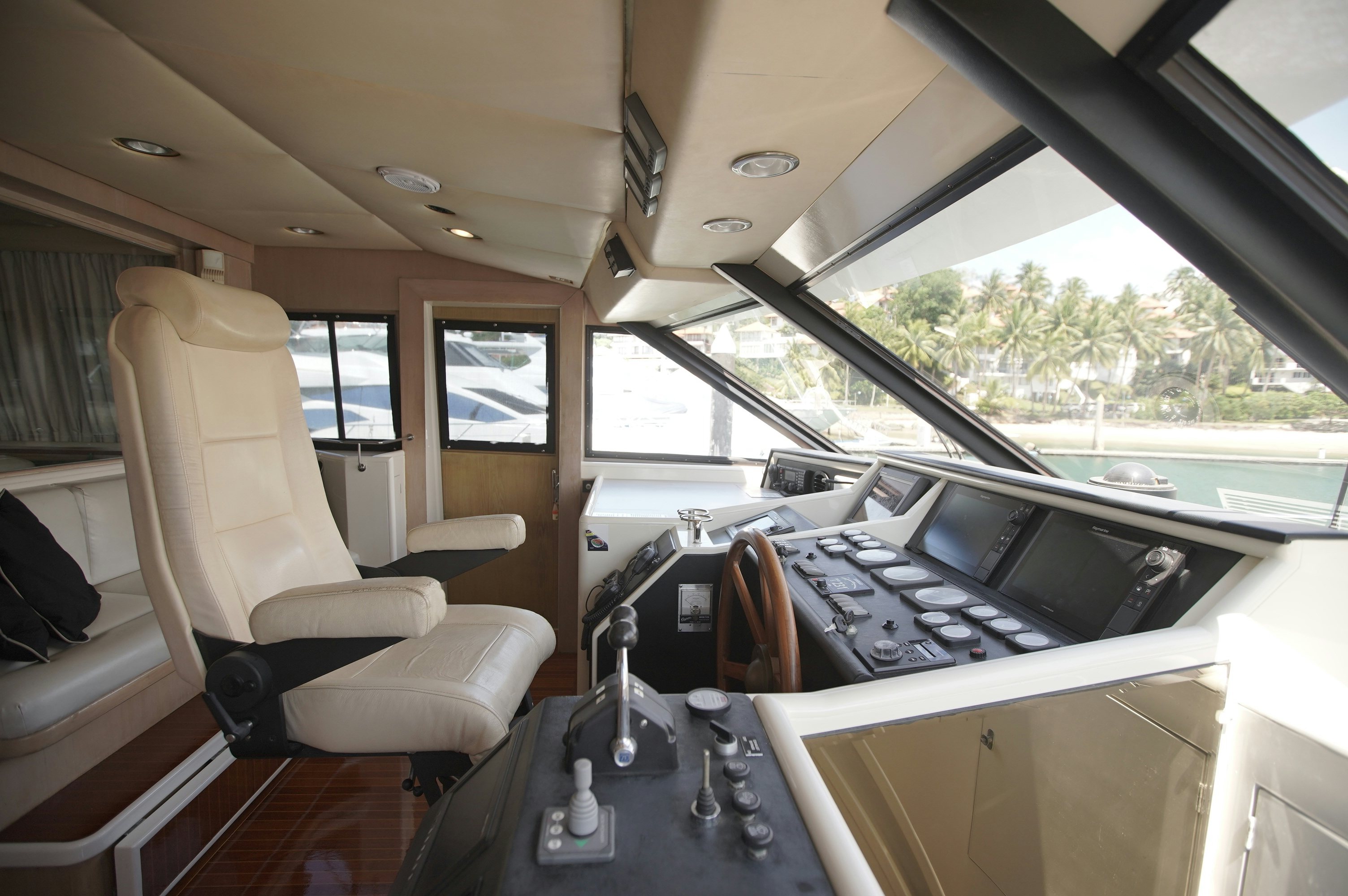 inside of a bus aboard BRAVEHEART 2 Yacht for Sale