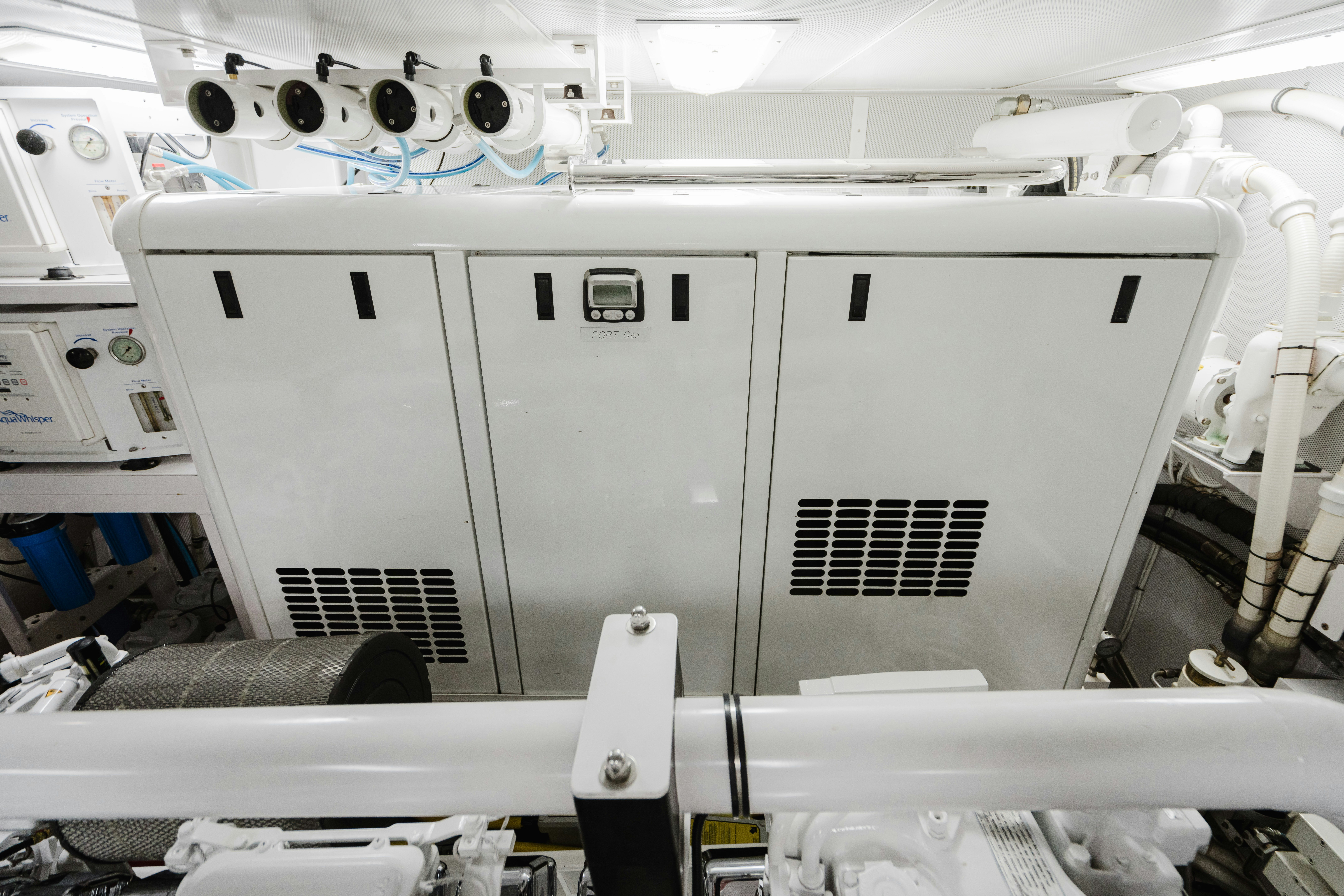 a machine with a large piece of equipment on it aboard SEAQUINN Yacht for Sale