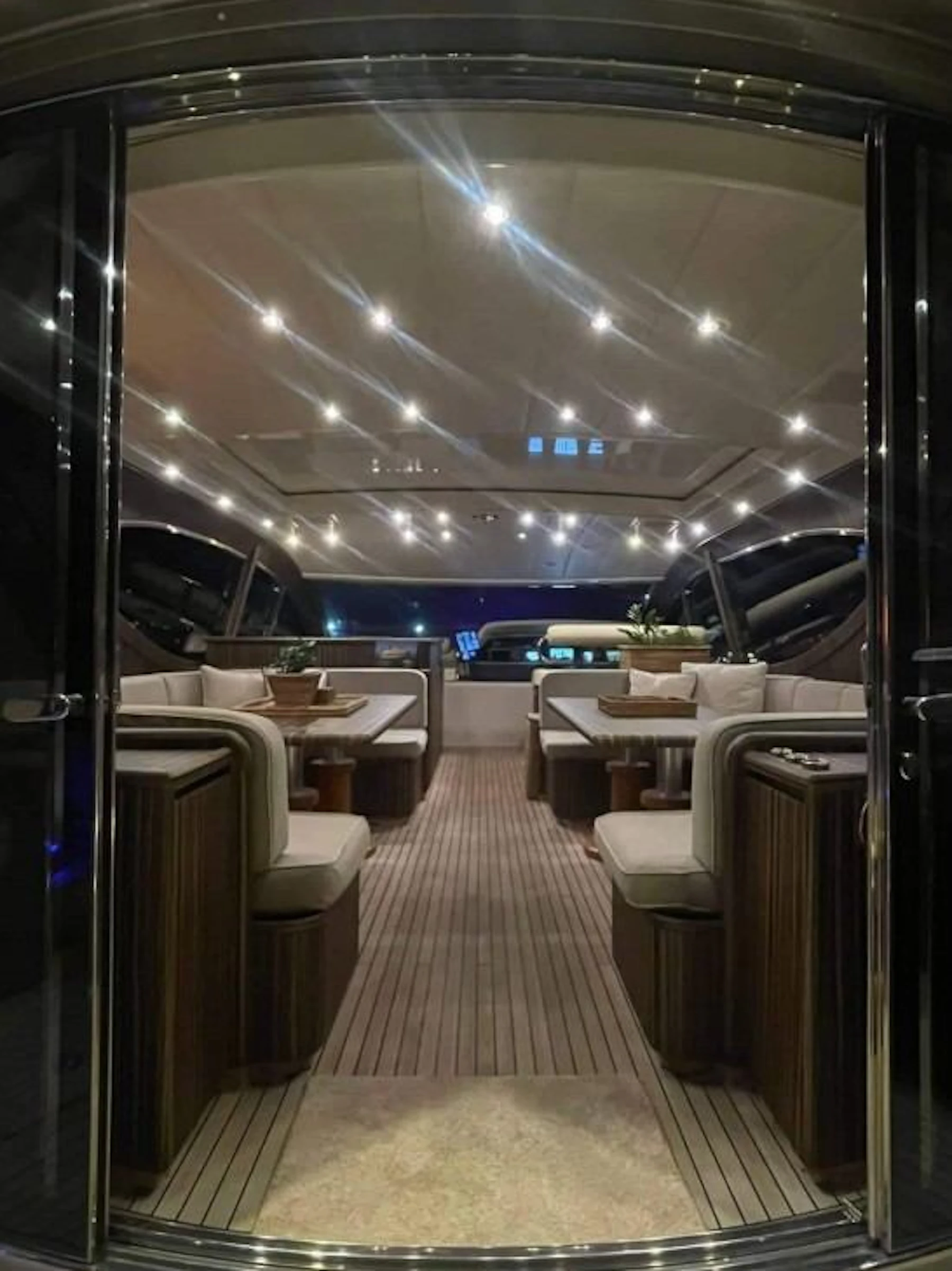 ZEUS yacht charter 3