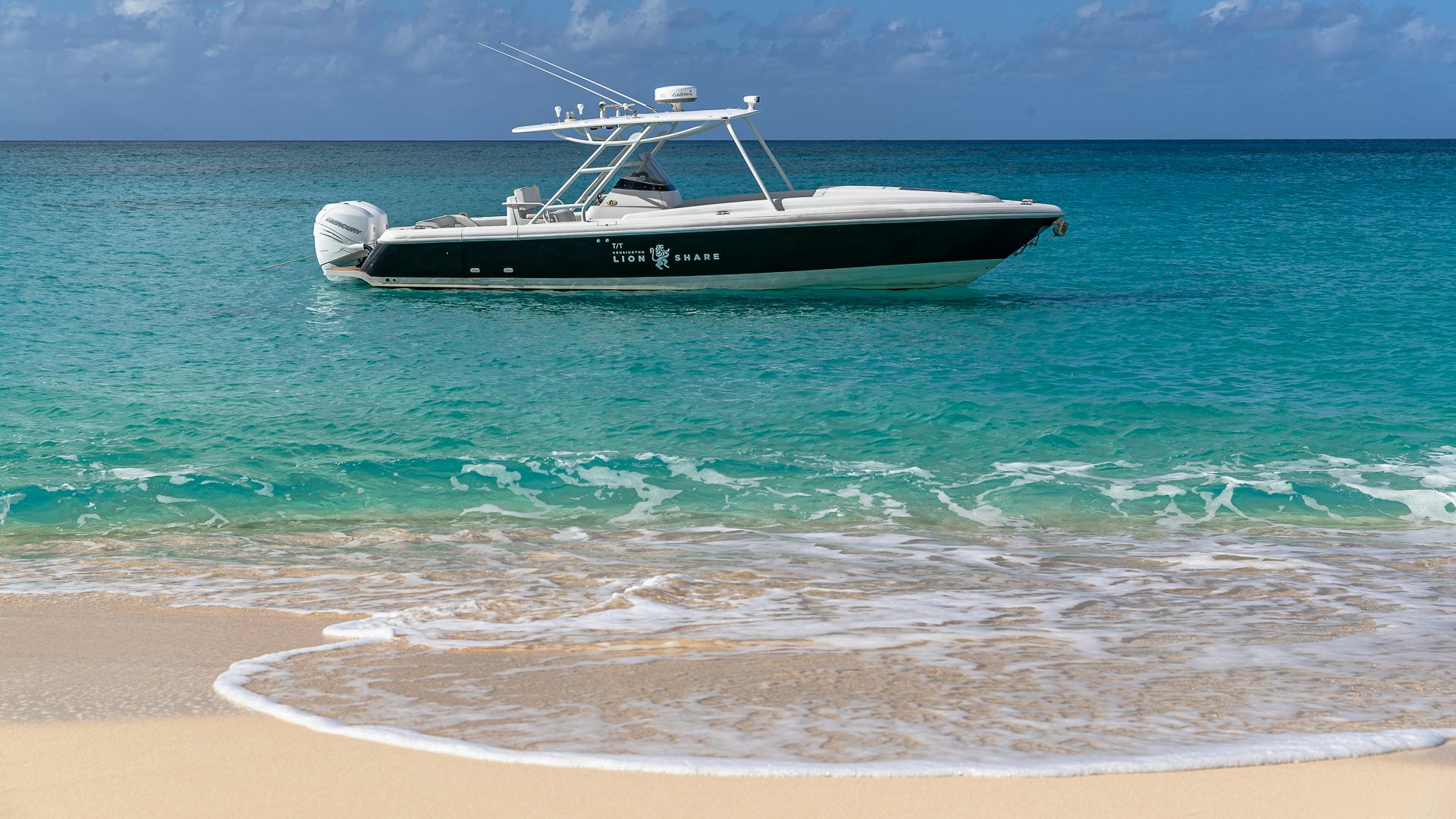 a boat on the beach aboard KARTAL YUVASI Yacht for Charter