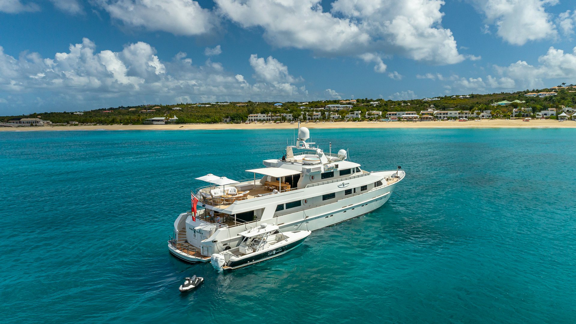 a boat in the water aboard KARTAL YUVASI Yacht for Charter
