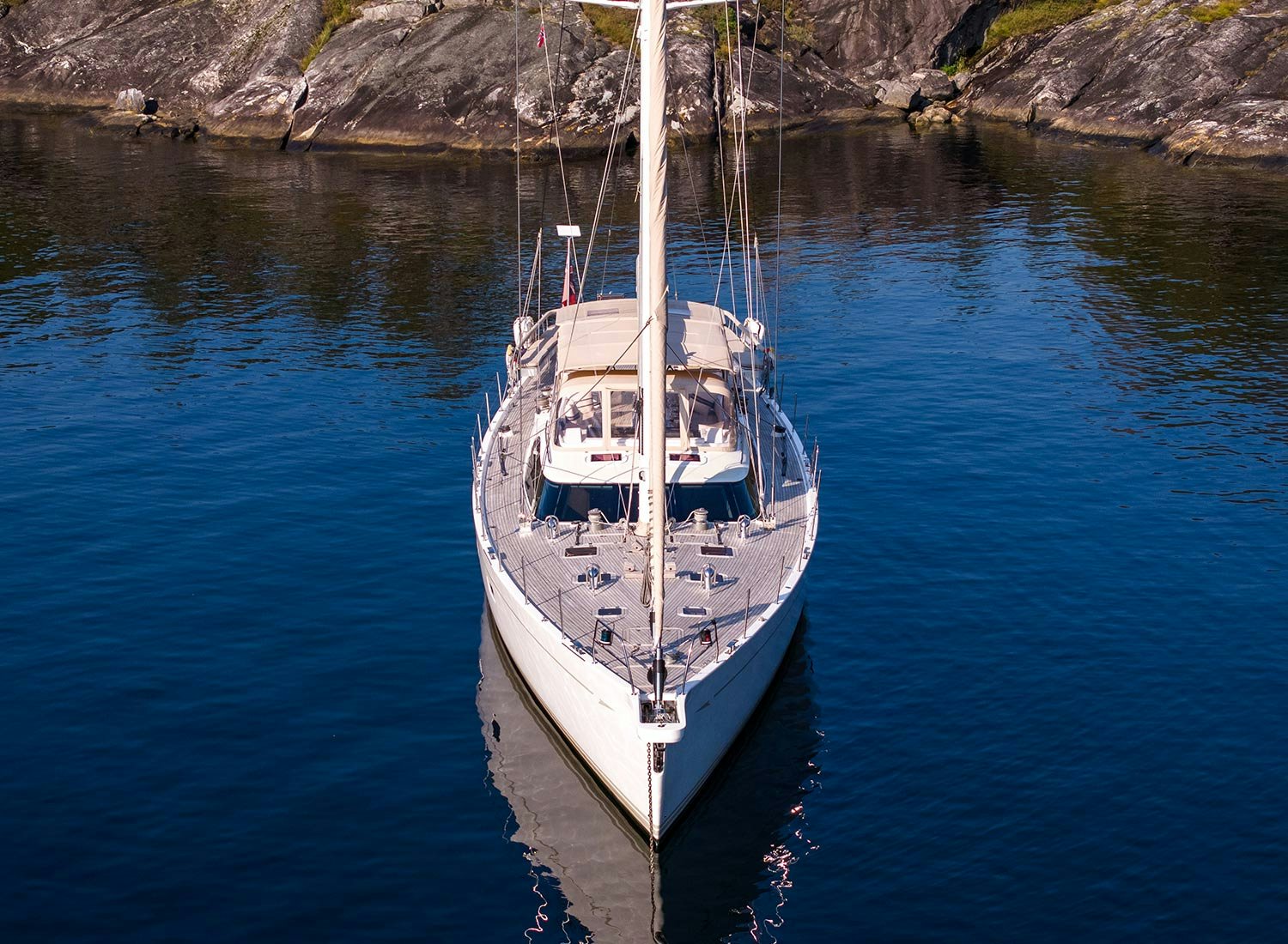 a boat on the water aboard CHAMPAGNE HIPPY Yacht for Sale