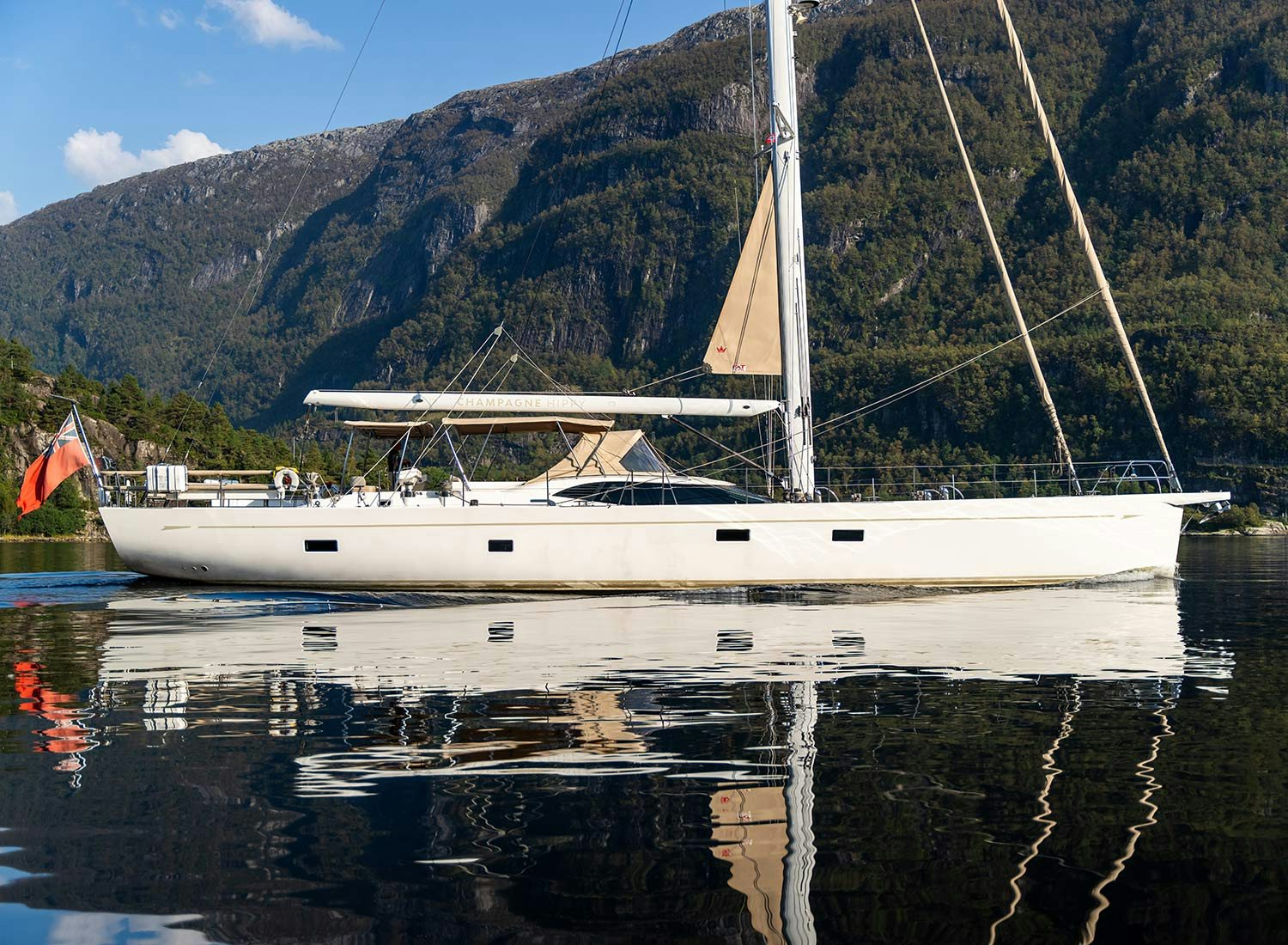 a boat in the water aboard CHAMPAGNE HIPPY Yacht for Sale