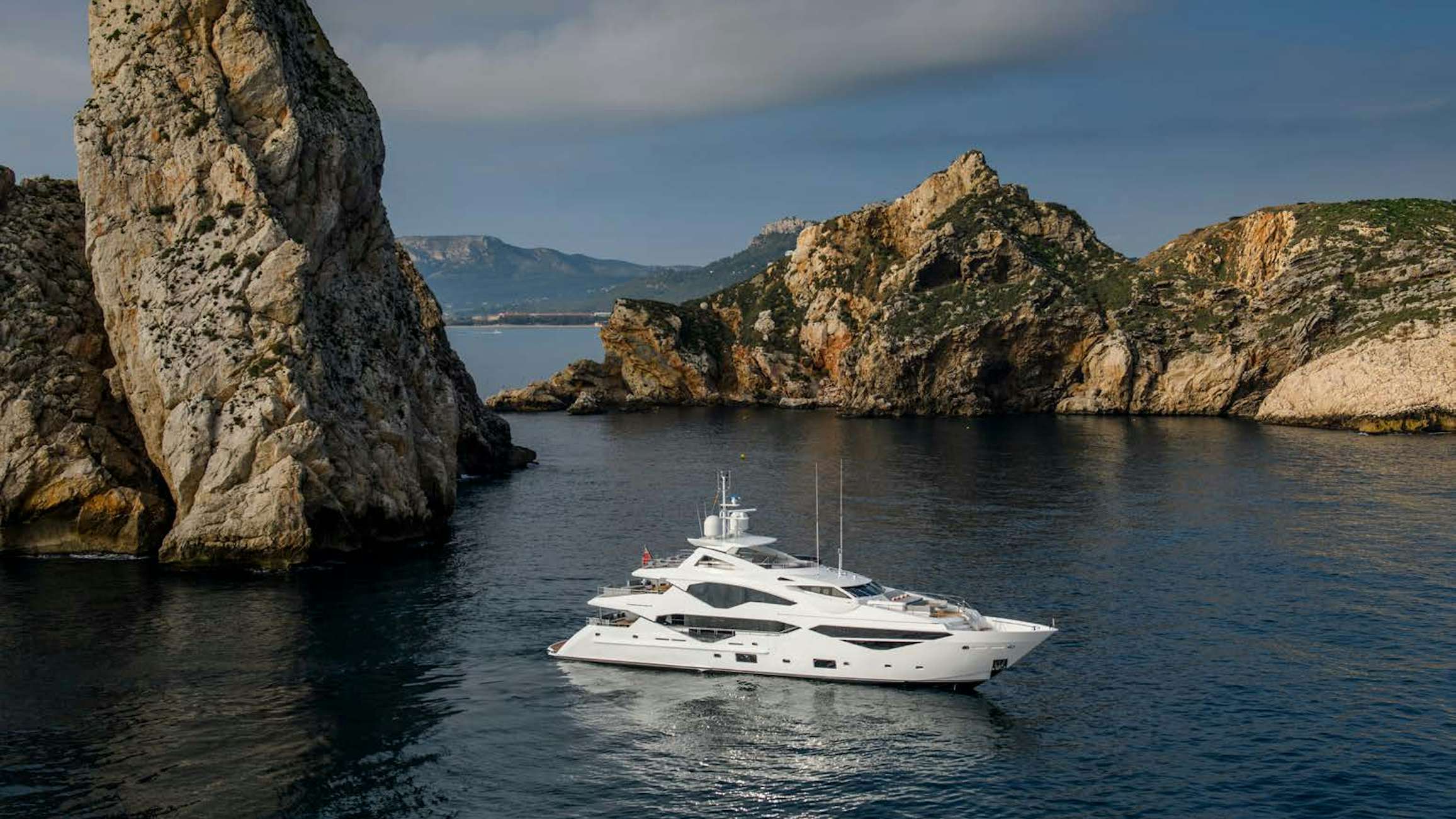 Watch Video for BERCO VOYAGER Yacht for Charter
