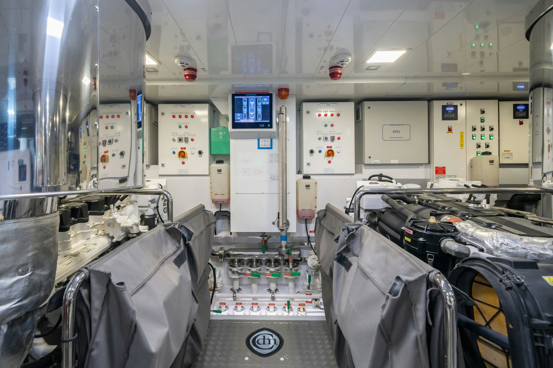 a room with equipment and equipment aboard CAPE COD II Yacht for Sale