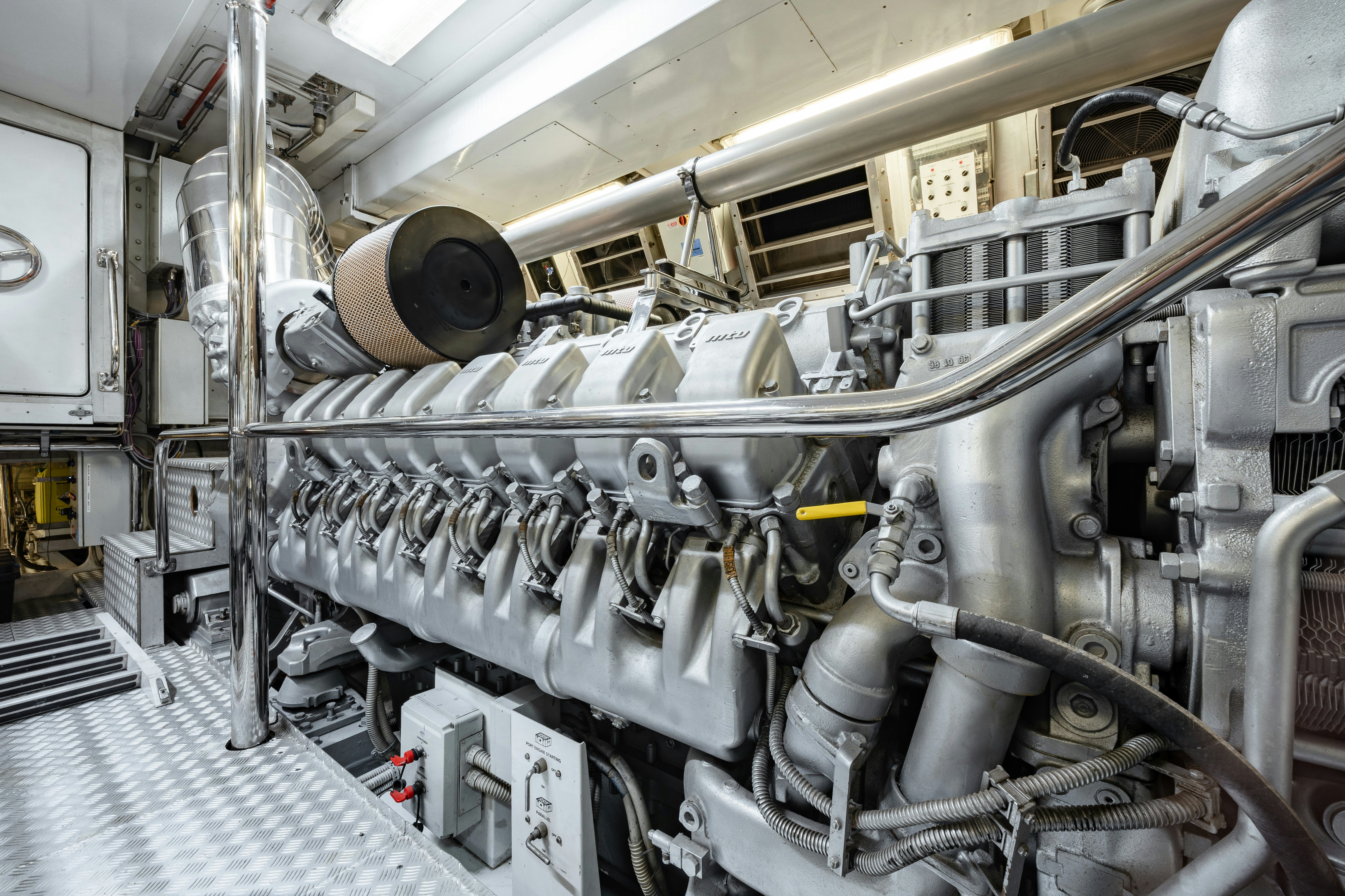 a large room with machinery aboard BLUE AZUR Yacht for Sale