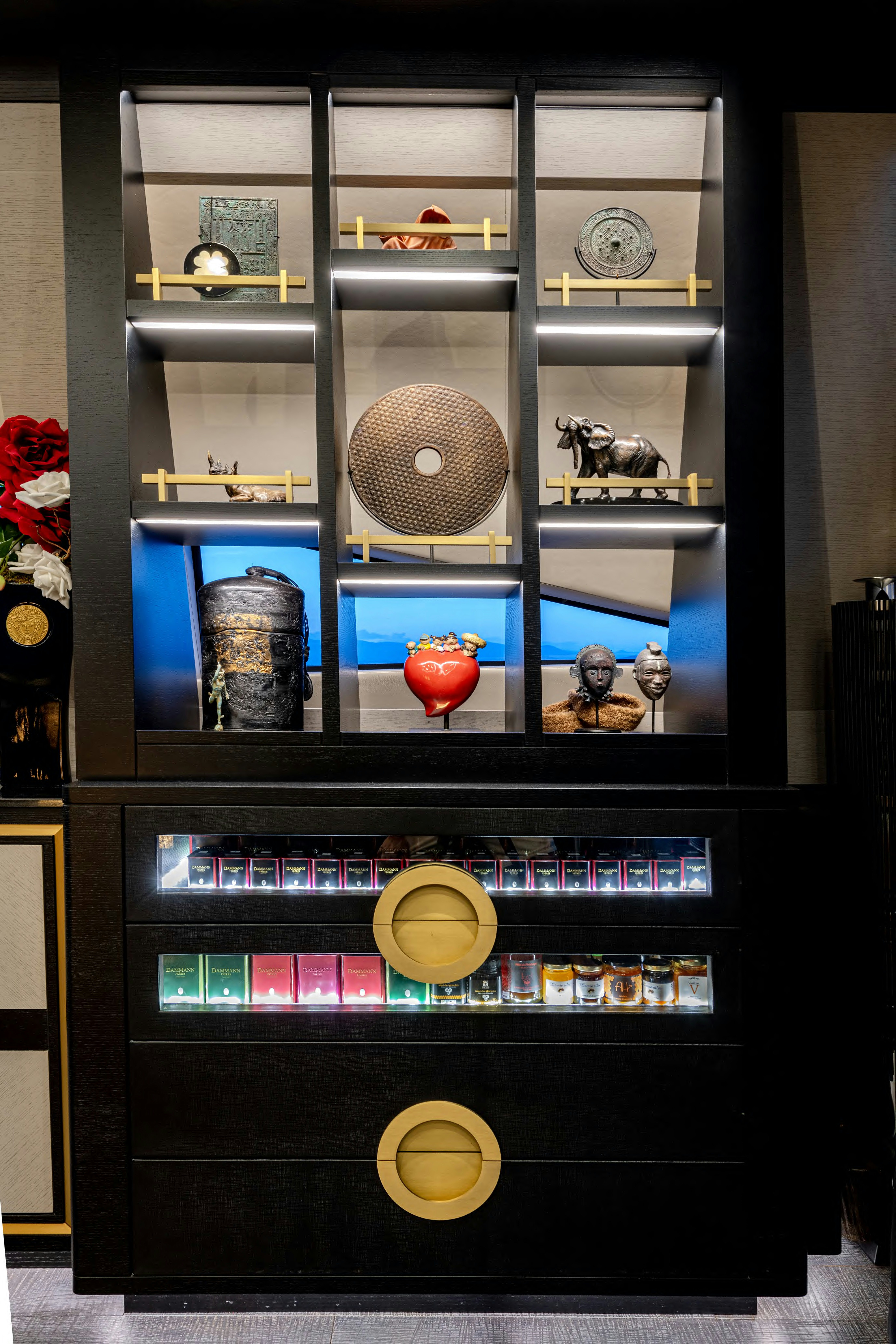 a shelf with objects on it aboard BLACK LEGEND Yacht for Sale