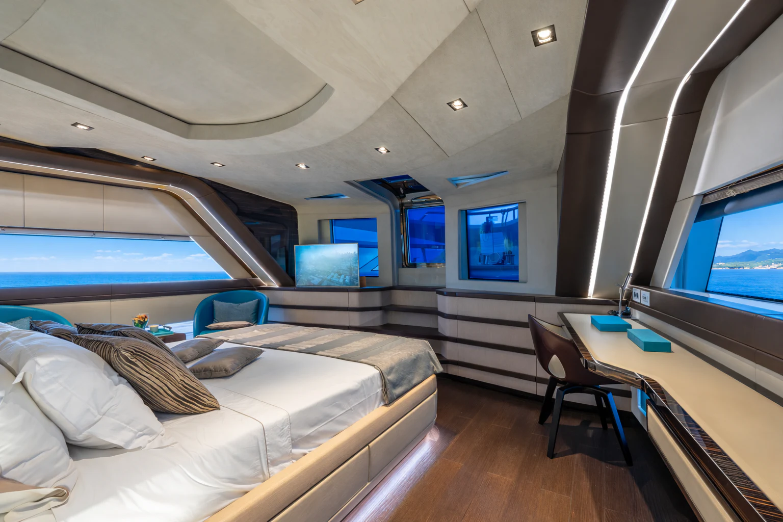 a room with a bed and a desk aboard ZALANKA Yacht for Sale