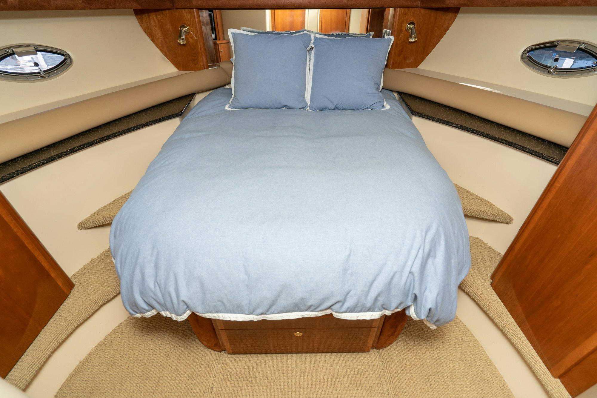 a bed with white sheets aboard THE SEA IS FOR ME Yacht for Sale