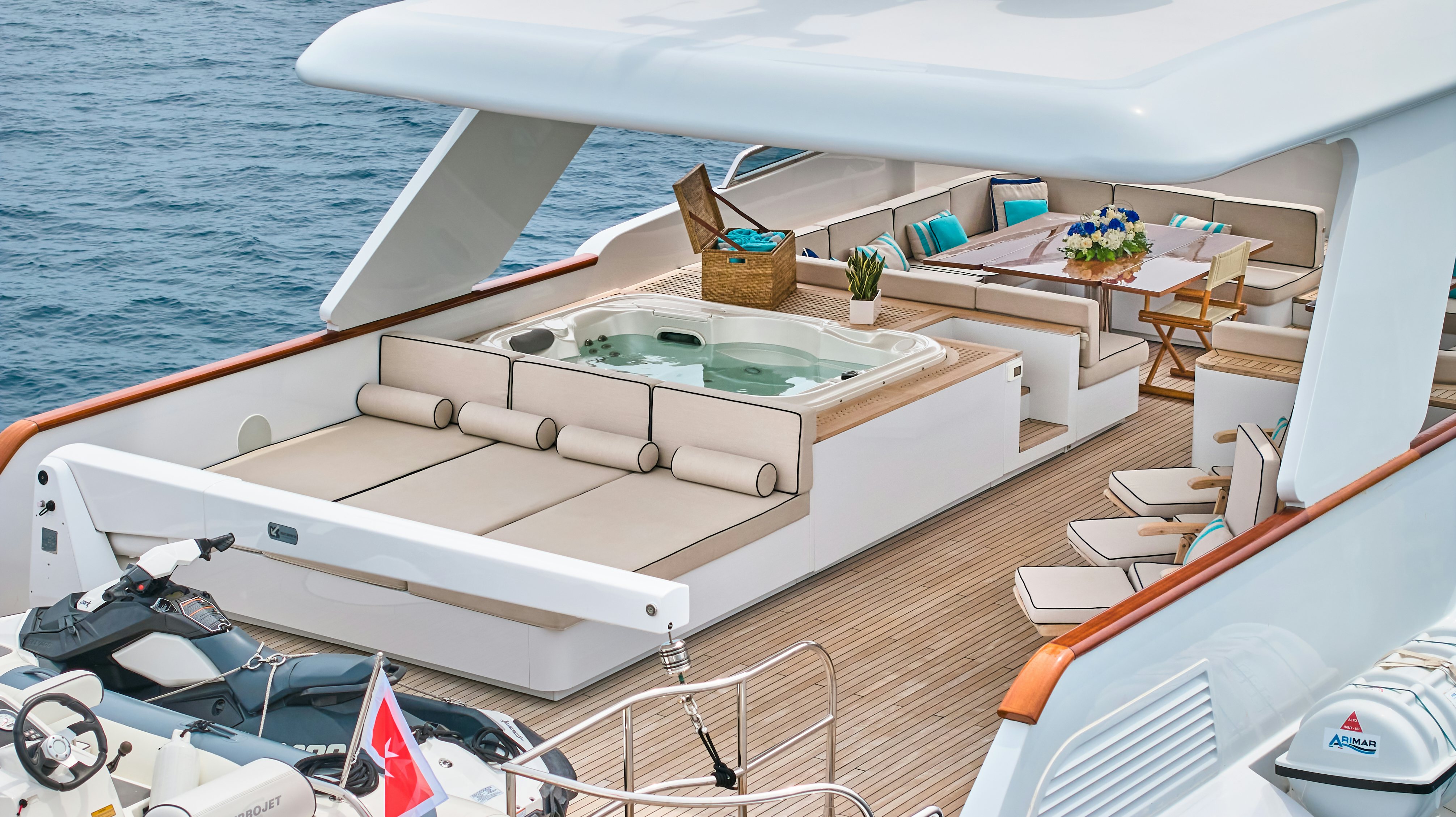 diagram, engineering drawing aboard L'INSTANT IV Yacht for Sale